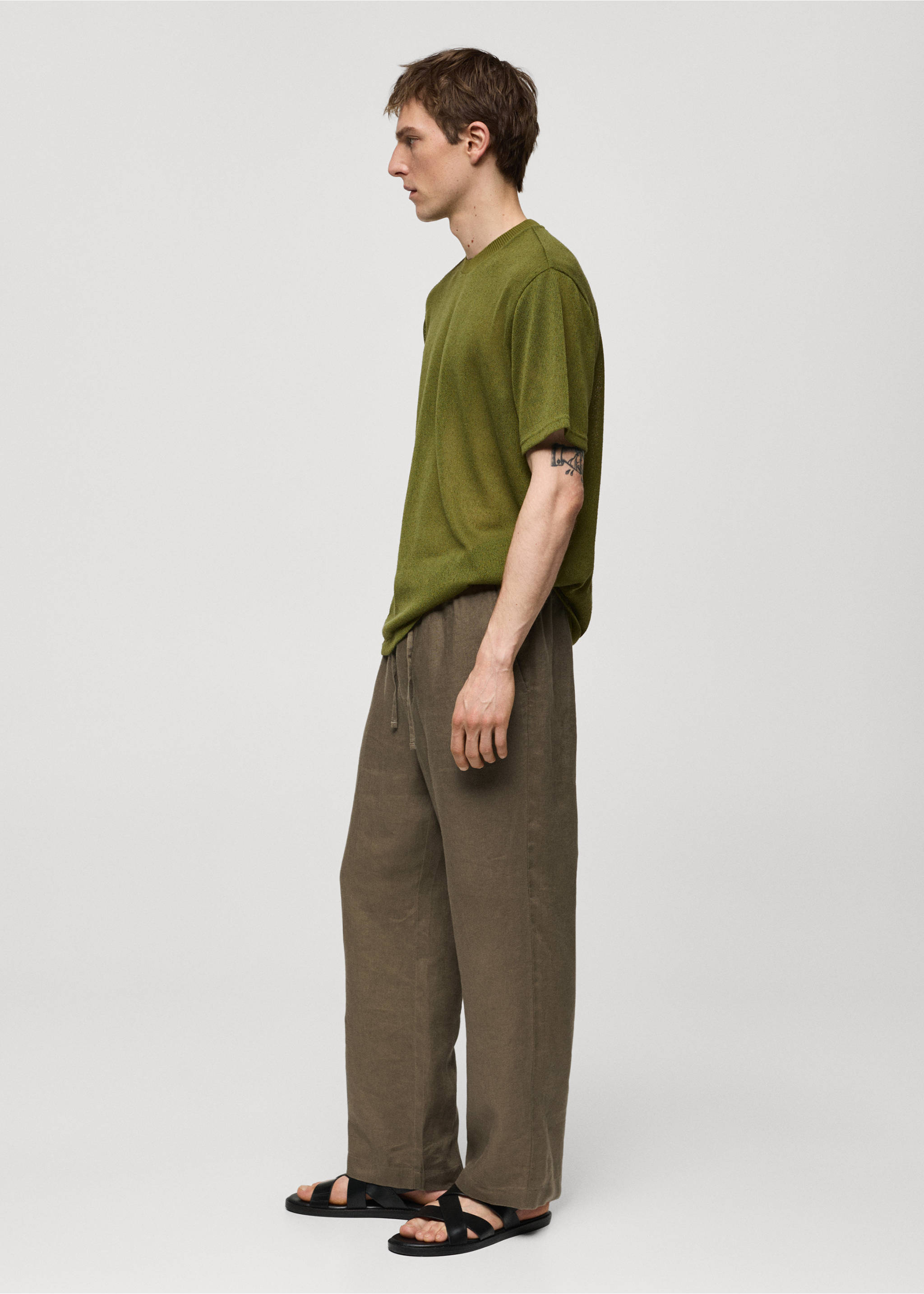 100% linen trousers with drawstring - Details of the article 6, Khaki. Ref: 67047684-00.