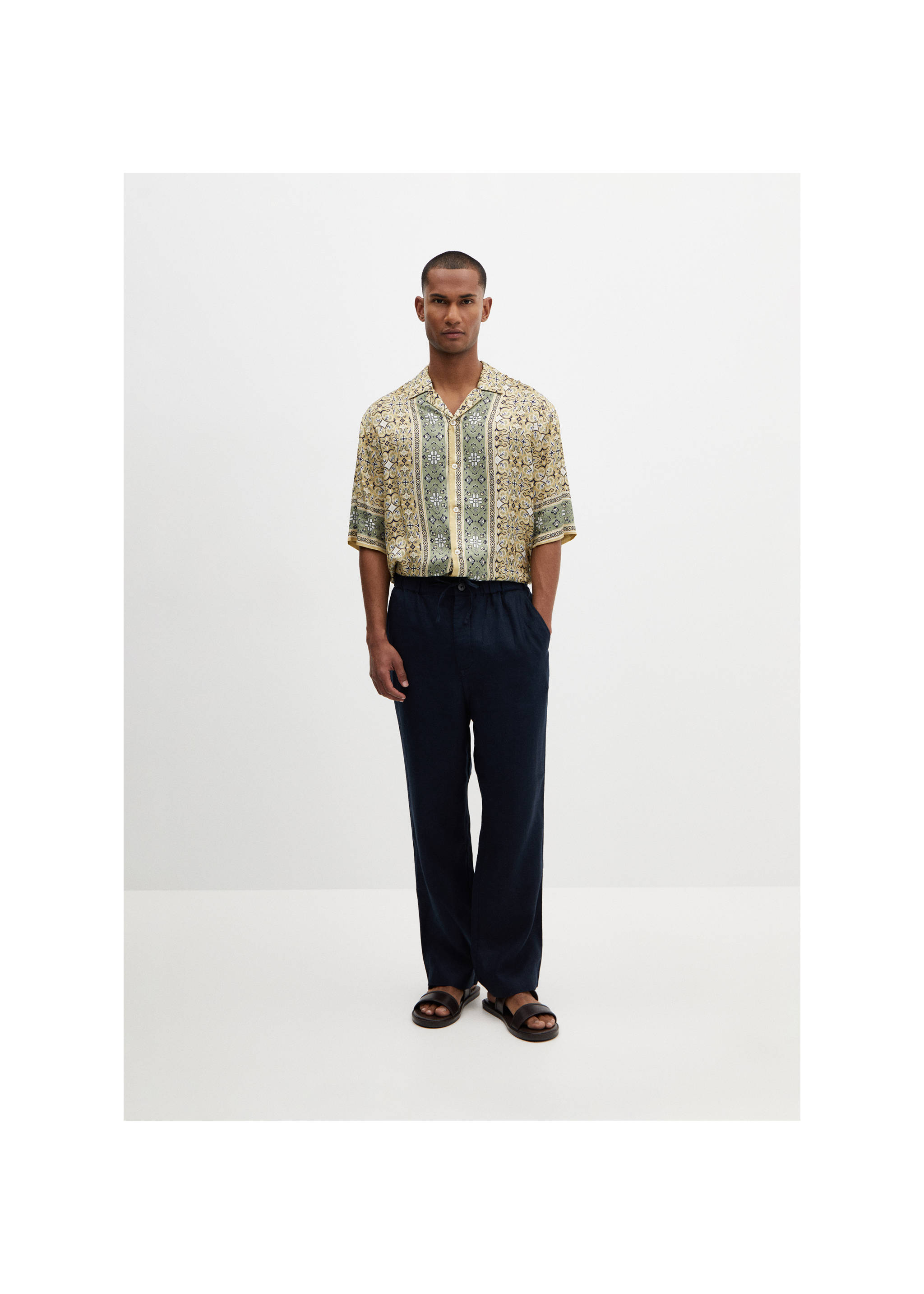 100% linen trousers with drawstring - General plane, Navy. Ref: 67047684-00.