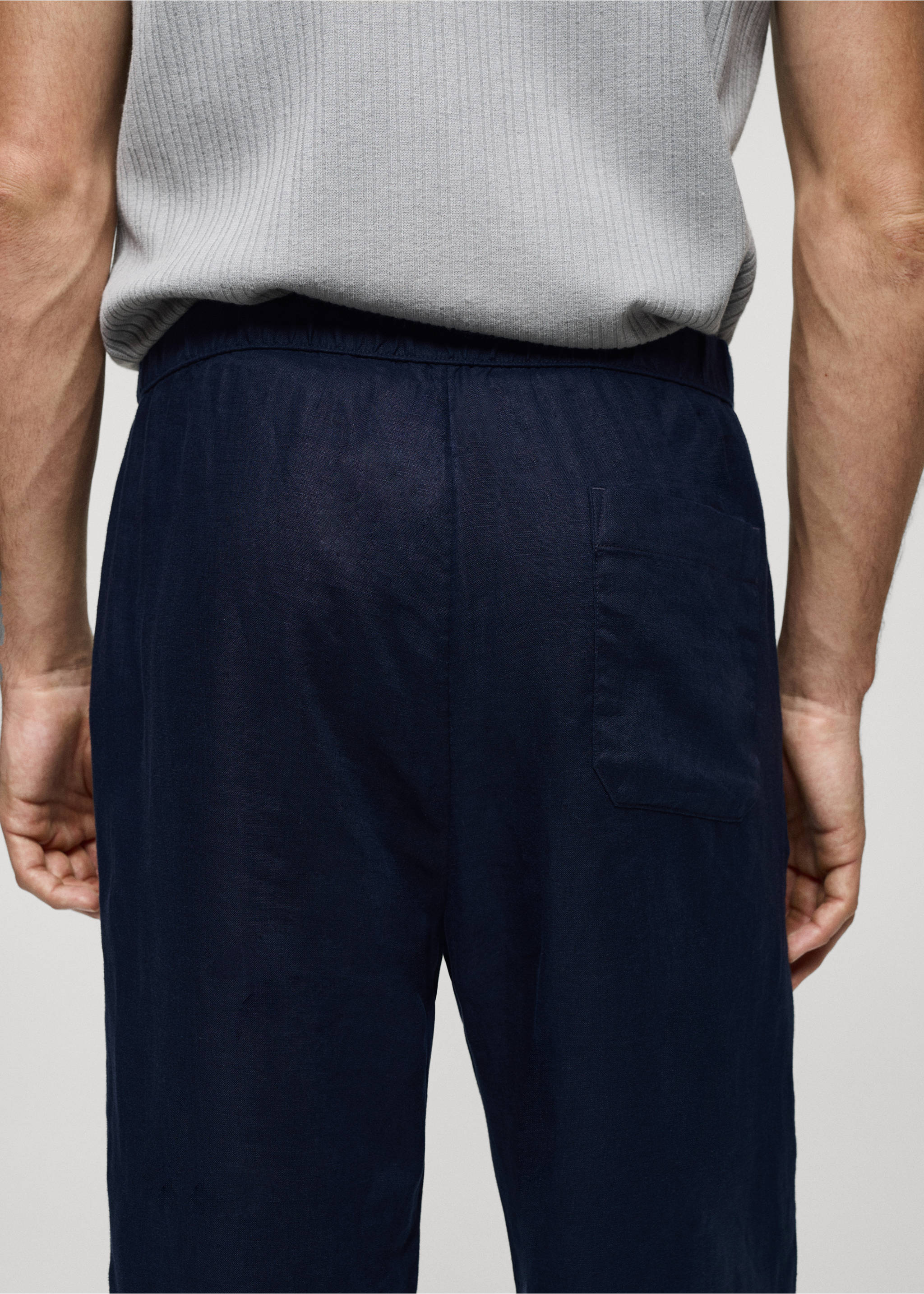 100% linen trousers with drawstring - Details of the article 6, Navy. Ref: 67047684-00.