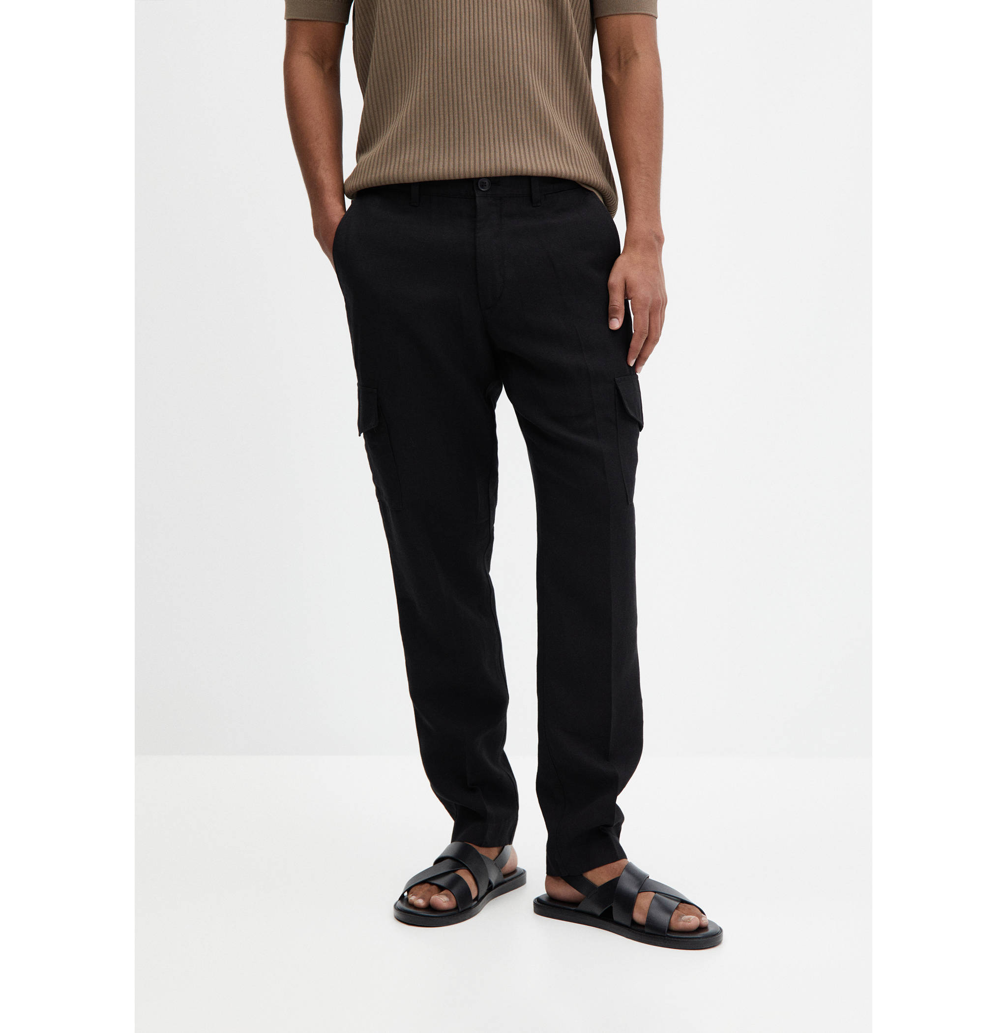 Pantalón cargo mezcla lino - Plano medio