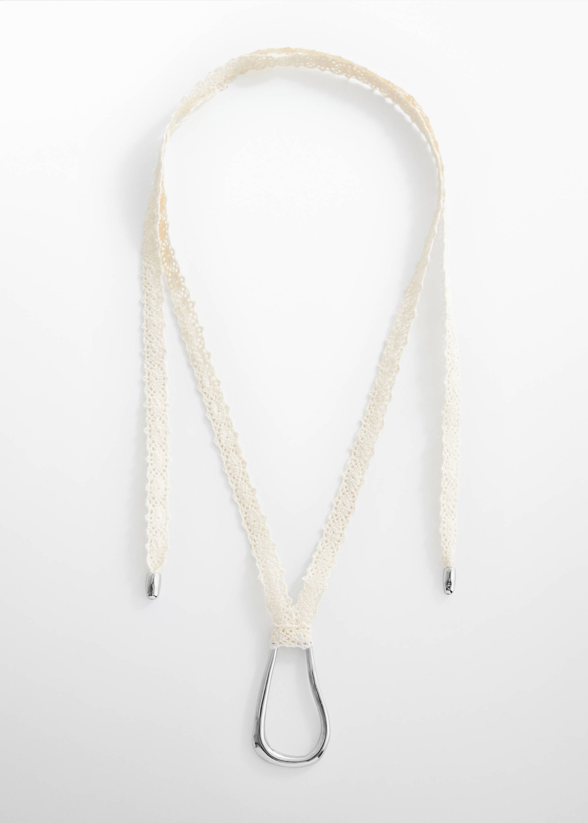 Collier pendentif ruban dentelle - Article sans modèle