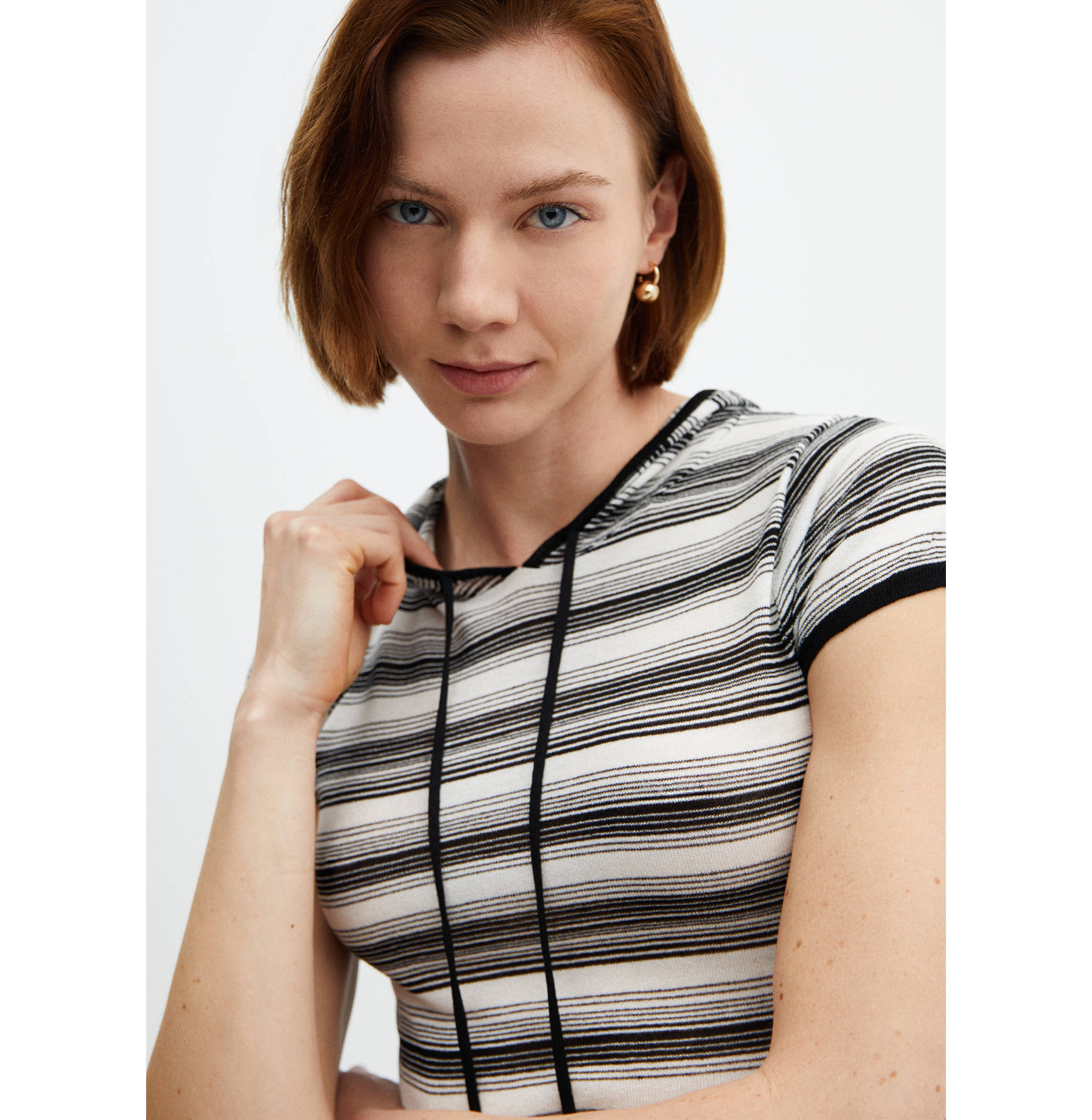Hooded striped dress - Details of the article 3