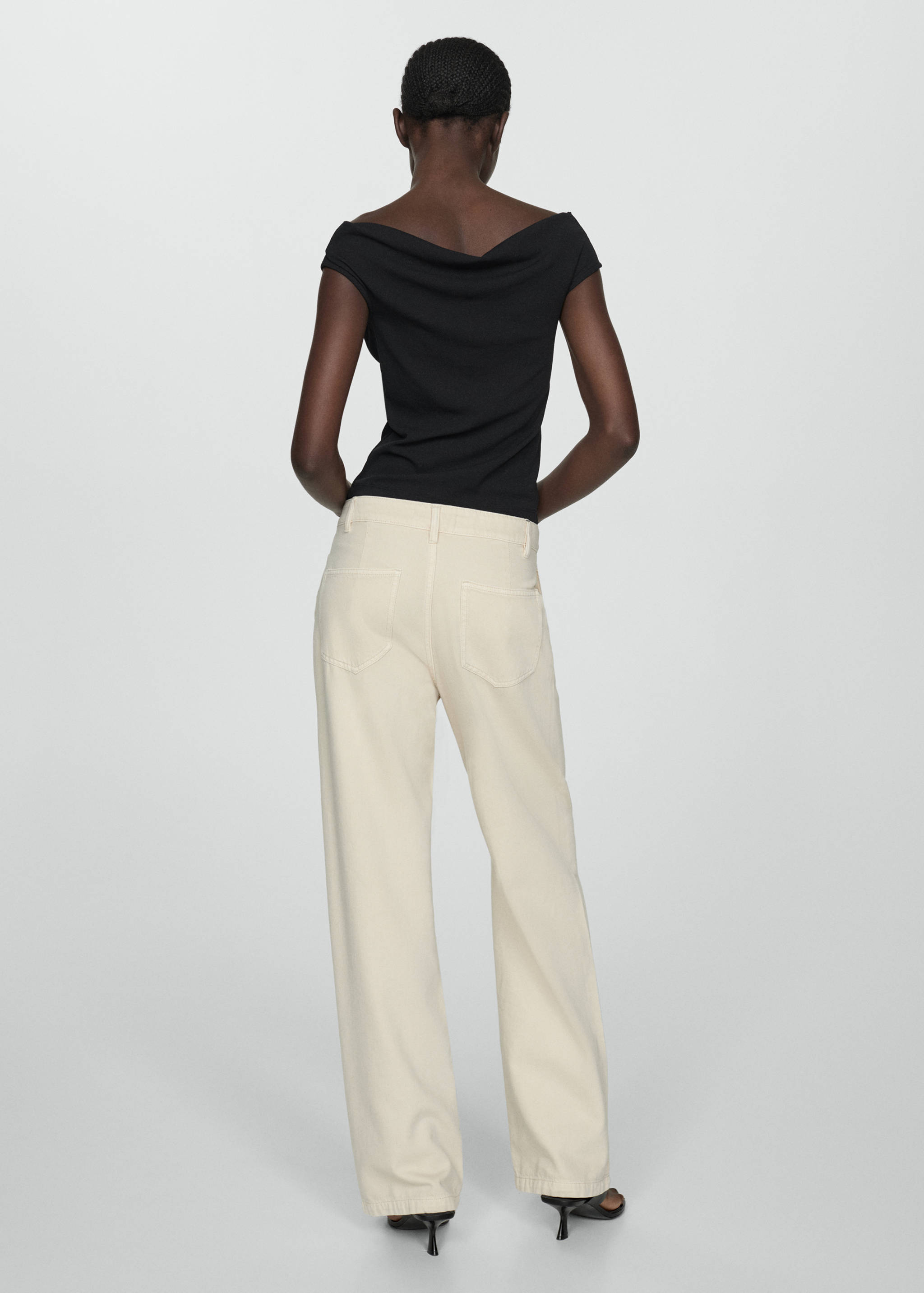 Top col bénitier - Verso de l’article