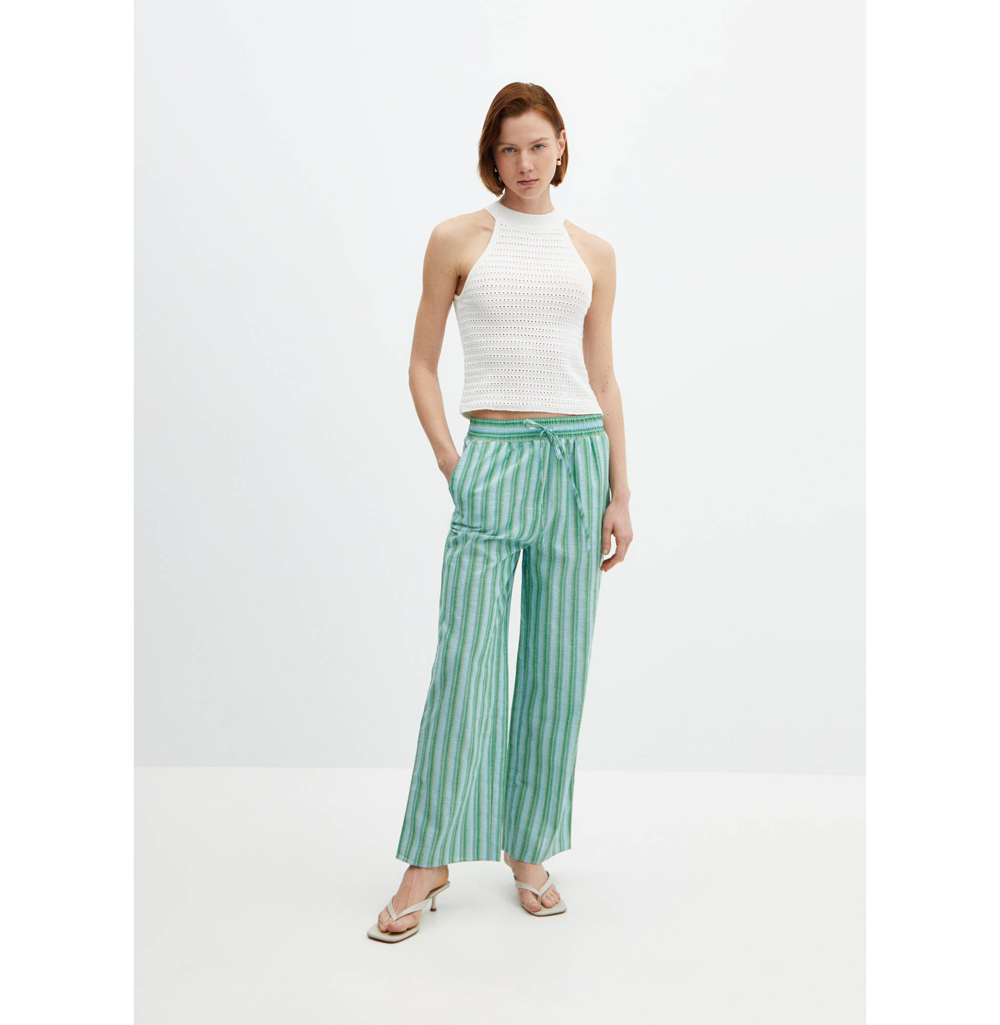Knit top with lace accents - General plane