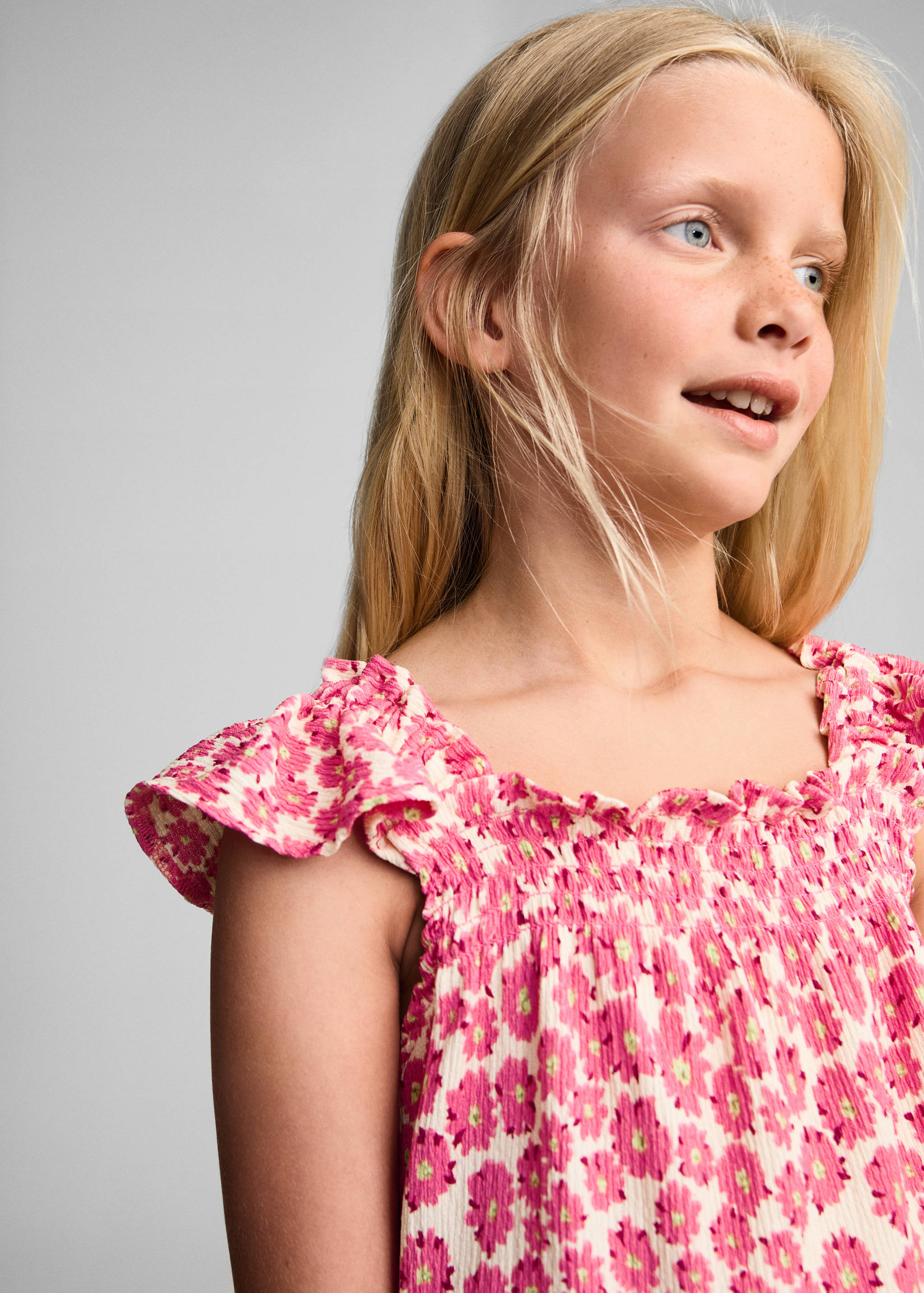Floral gathered t-shirt - Details of the article 1