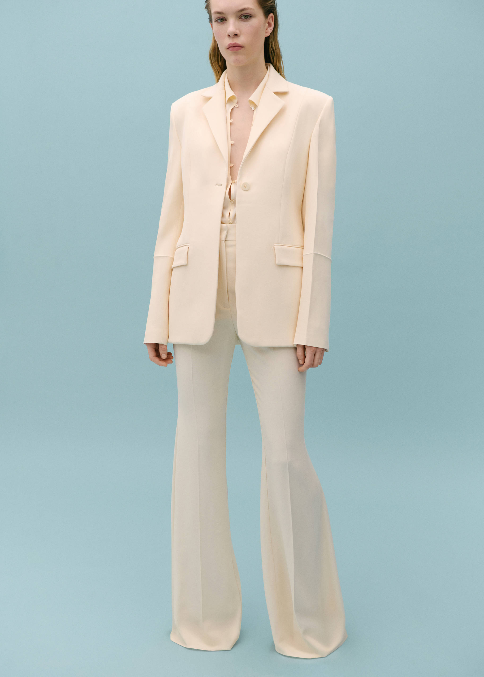 Pantalón traje costuras decorativas - Plano general