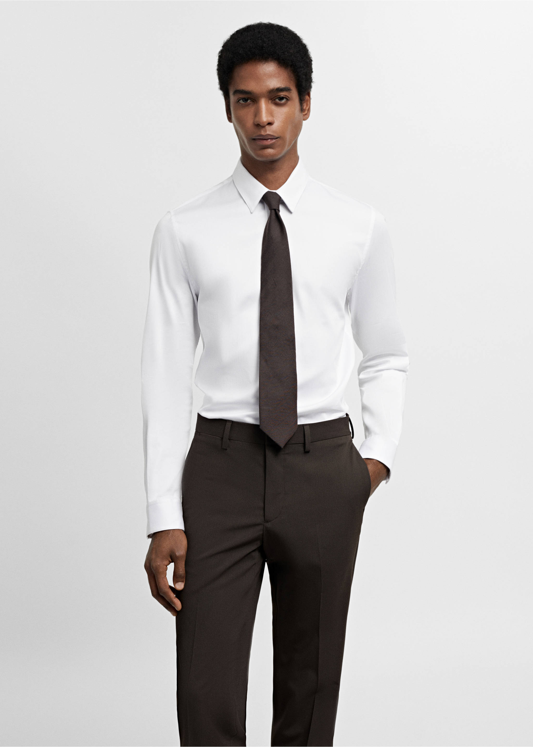 Костюмная рубашка super slim fit из поплина - Средний план, Белый. Ref: 67050268-00.