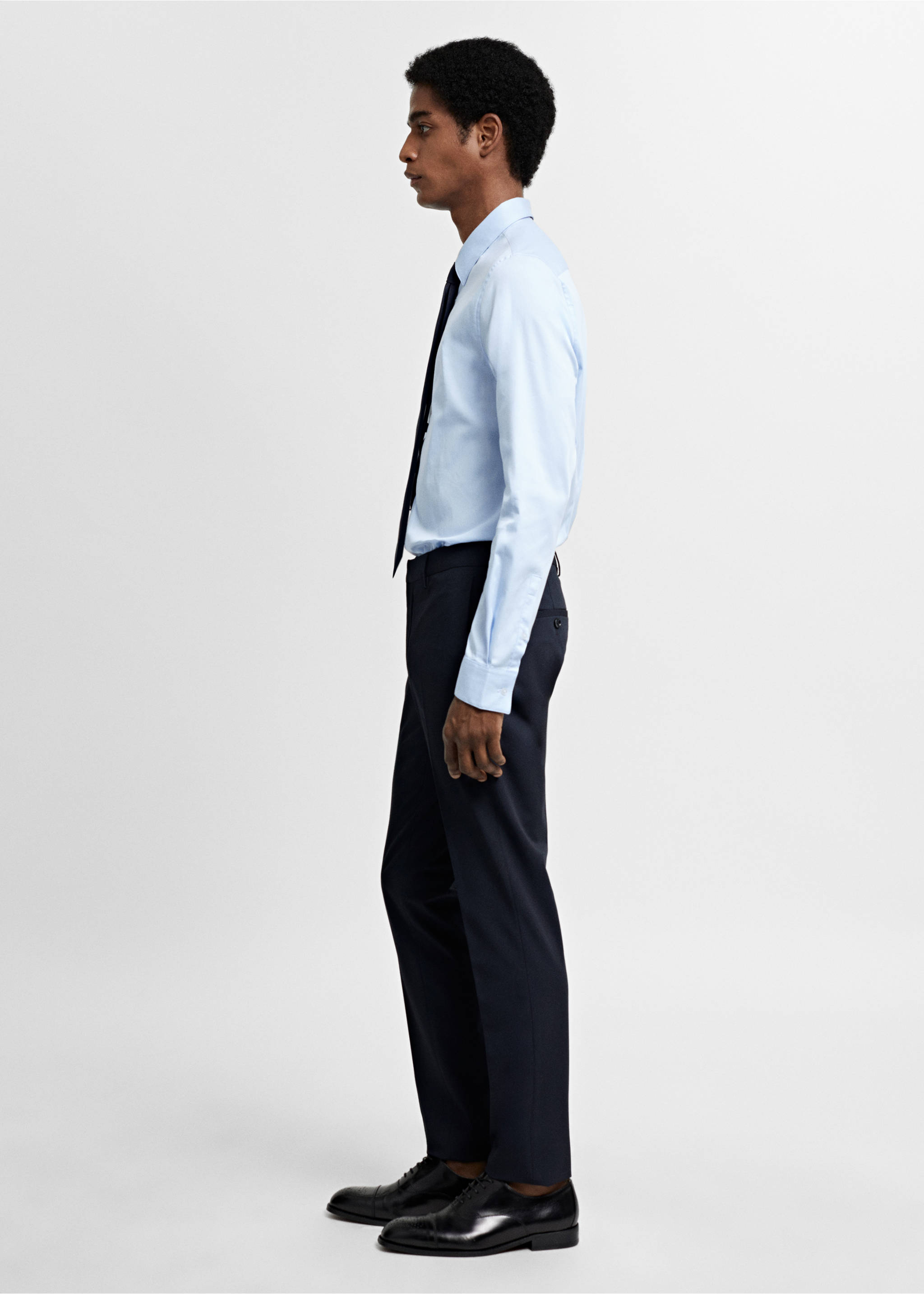 Super slim-fit poplin suit shirt - Details of the article 2, Sky Blue. Ref: 67050268-00.