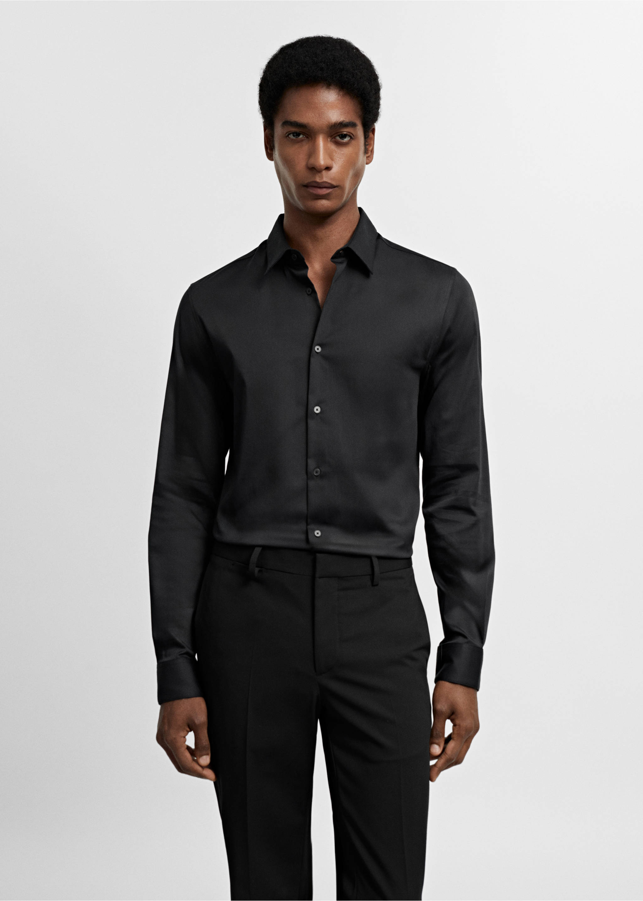 Super slim-fit poplin suit shirt - Medium plane, Black. Ref: 67050268-00.
