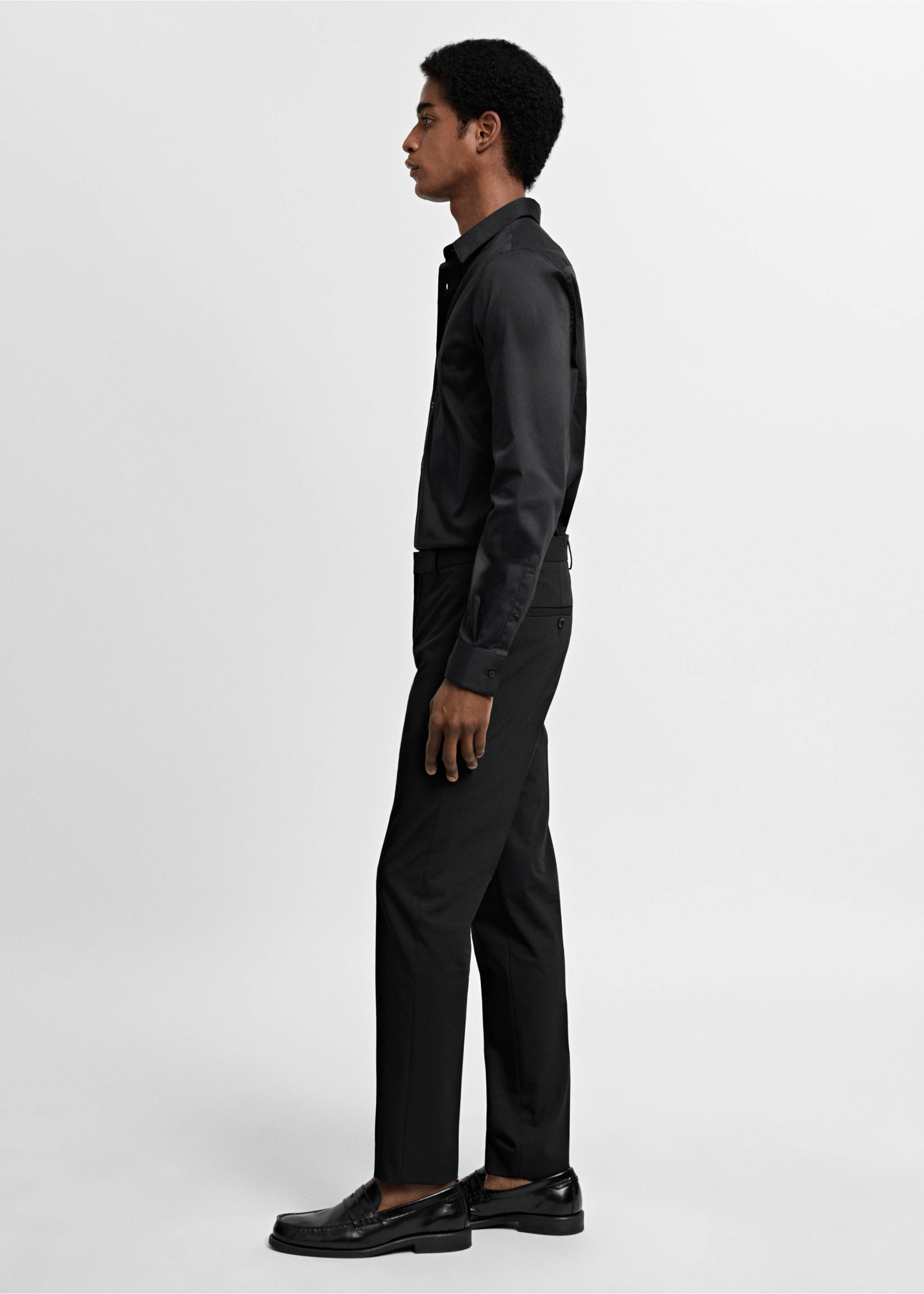 Super slim-fit poplin suit shirt - Details of the article 2, Black. Ref: 67050268-00.