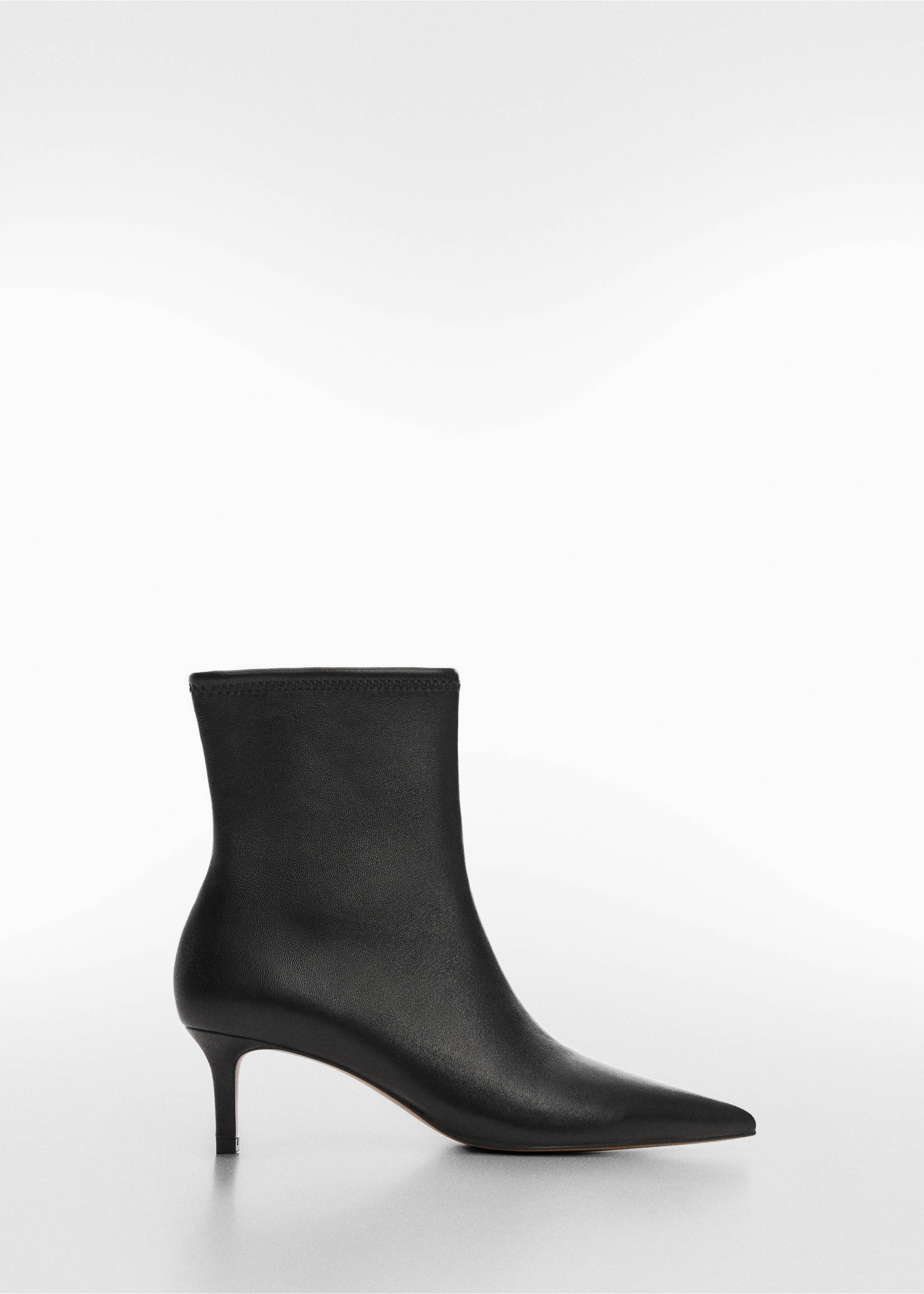 Кожаные ботильоны на каблуке Kitten heels - Изделие без модели, Черный. Ref: 67050277-00.