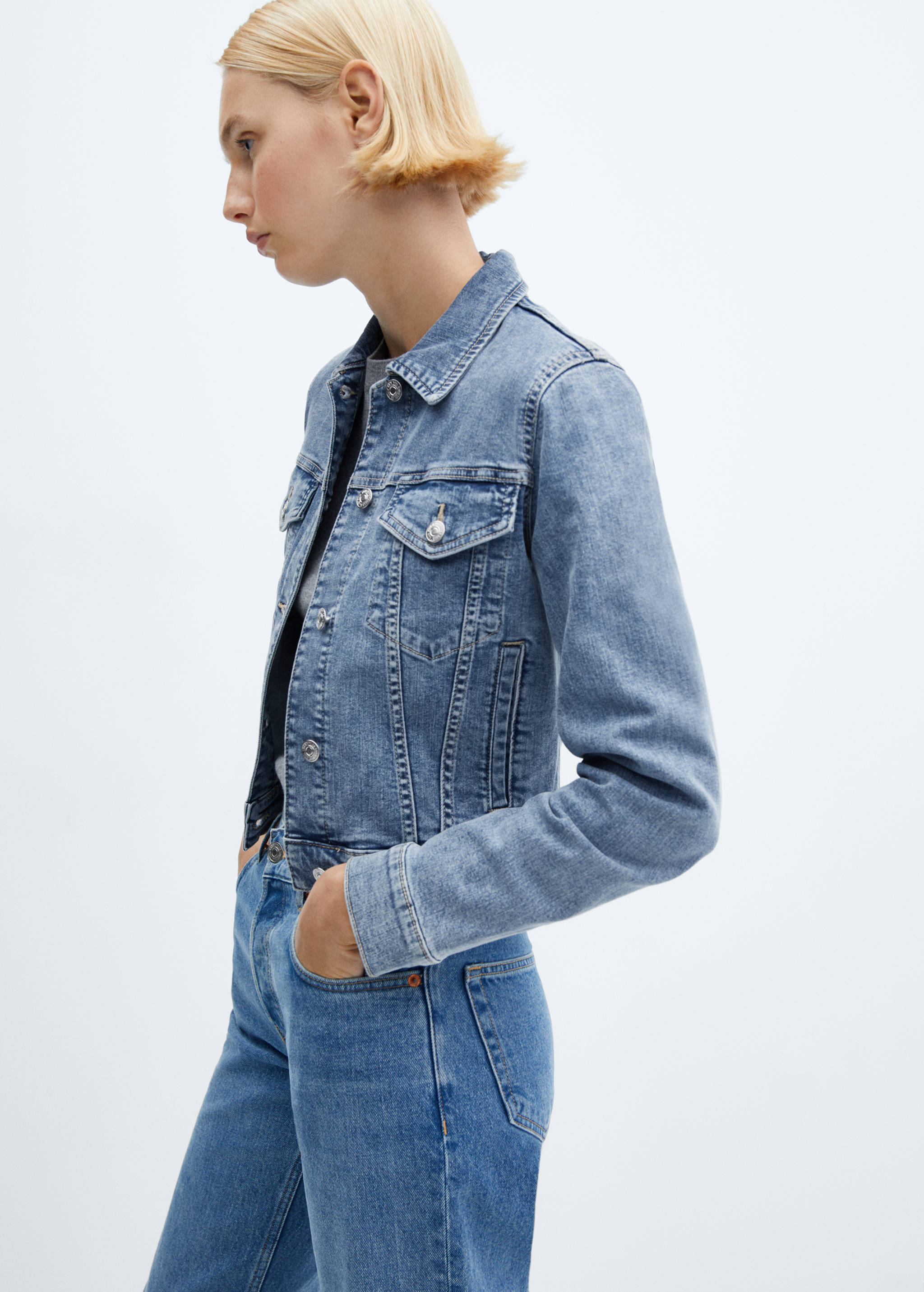 Pocketed denim jacket - Details of the article 6