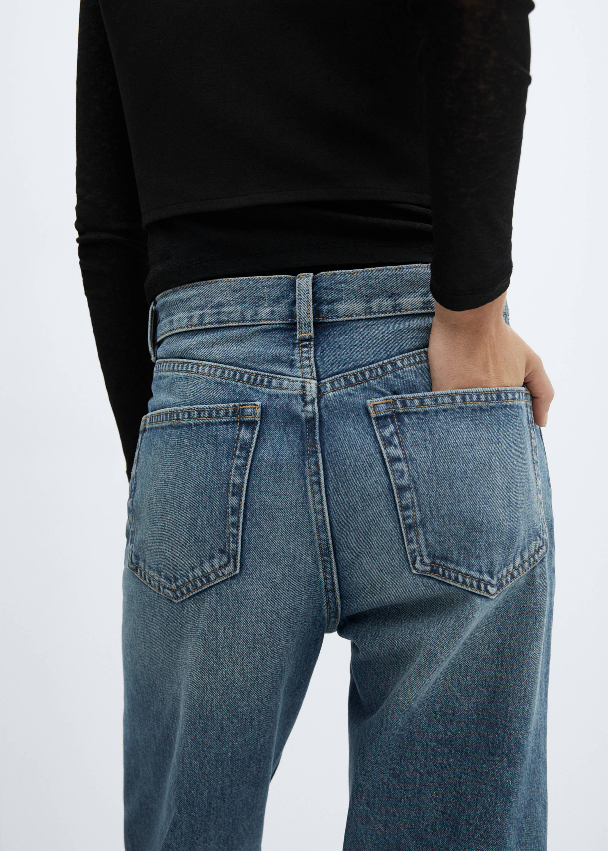 Прямые джинсы с диагональными швами - Деталь изделия 6