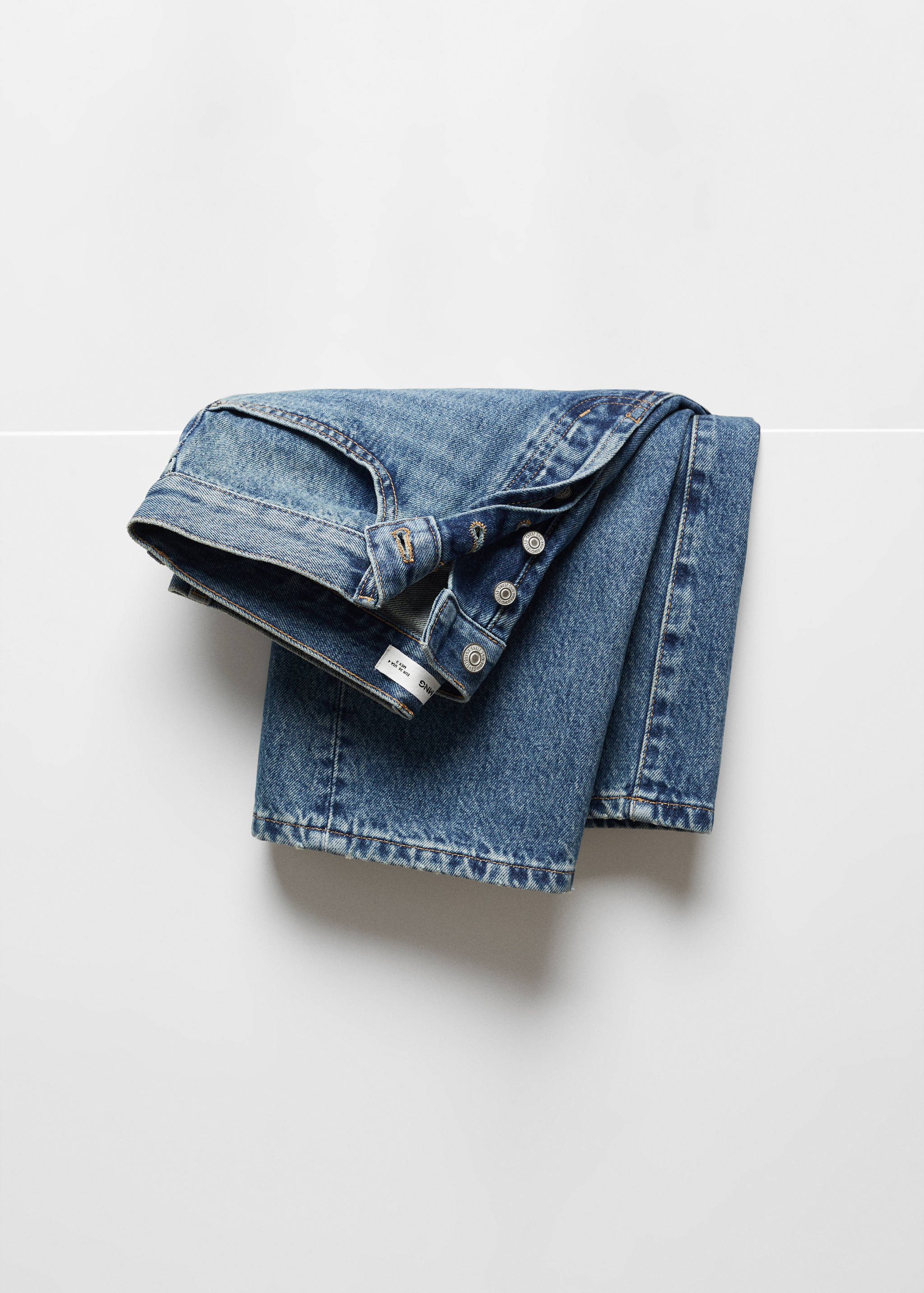 Прямые джинсы с диагональными швами - Деталь изделия 8