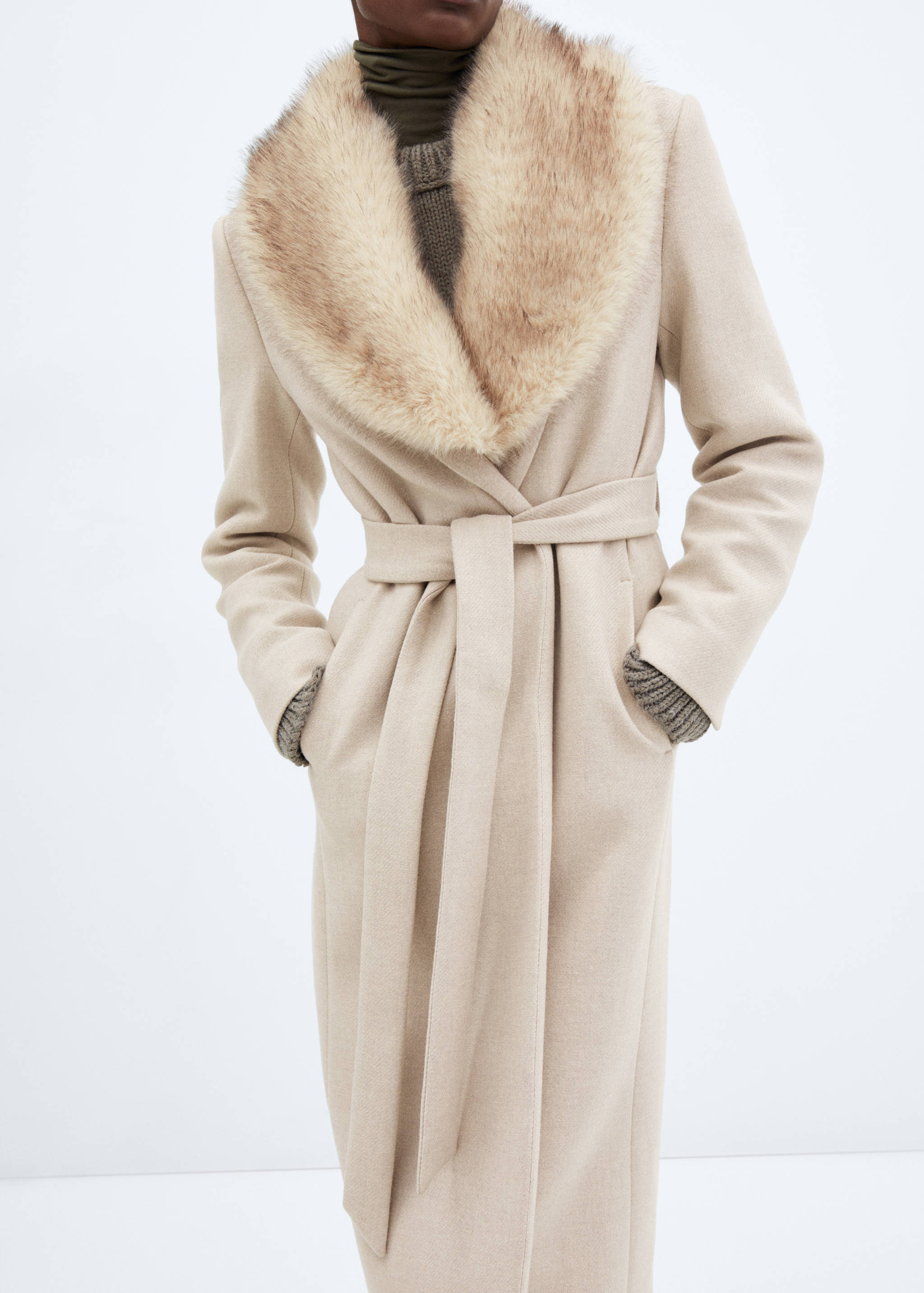 Manteco wool coat with detachable fur collar - Details of the article 6