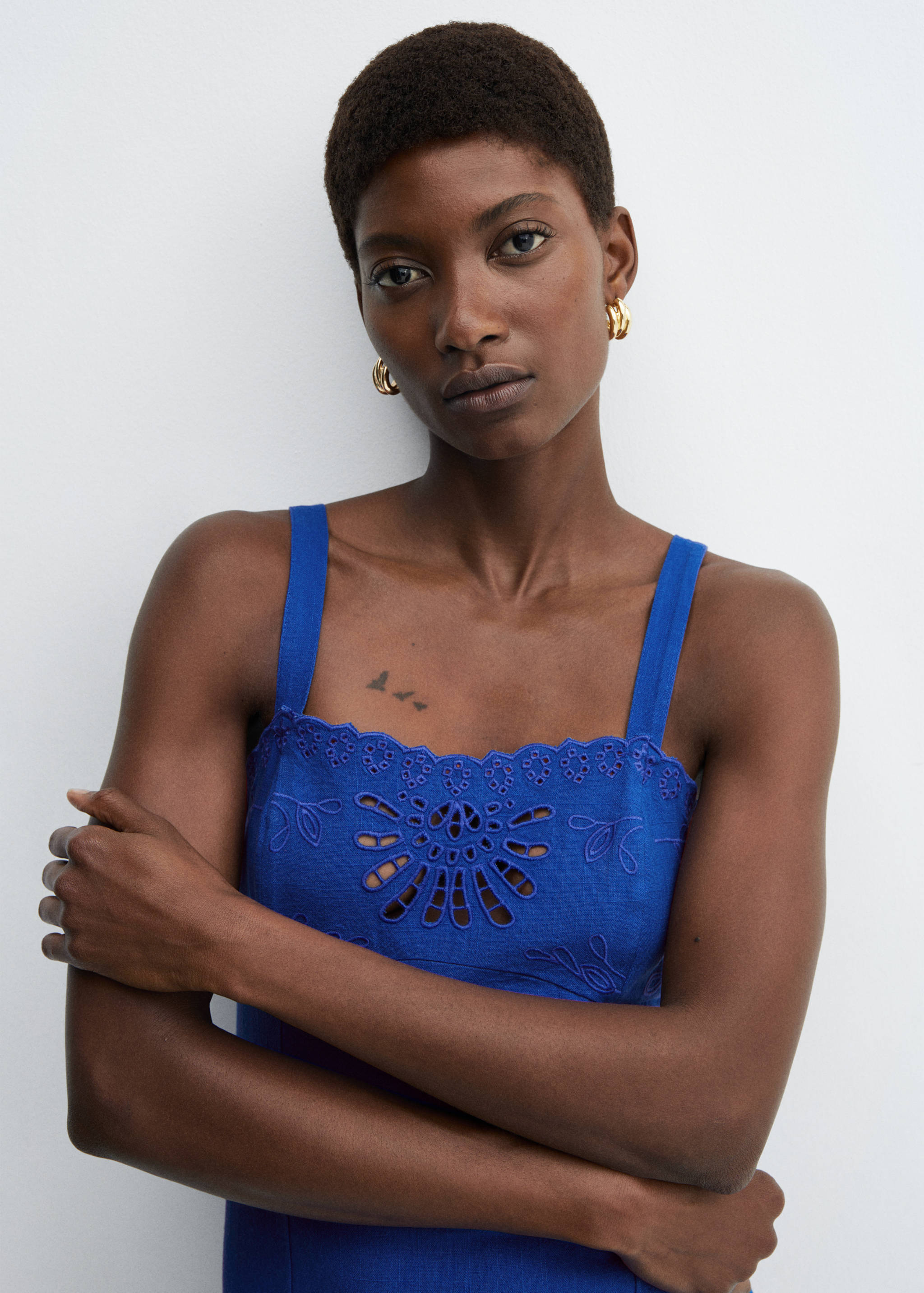 Robe coton détails ajourés - Détail de l'article 1