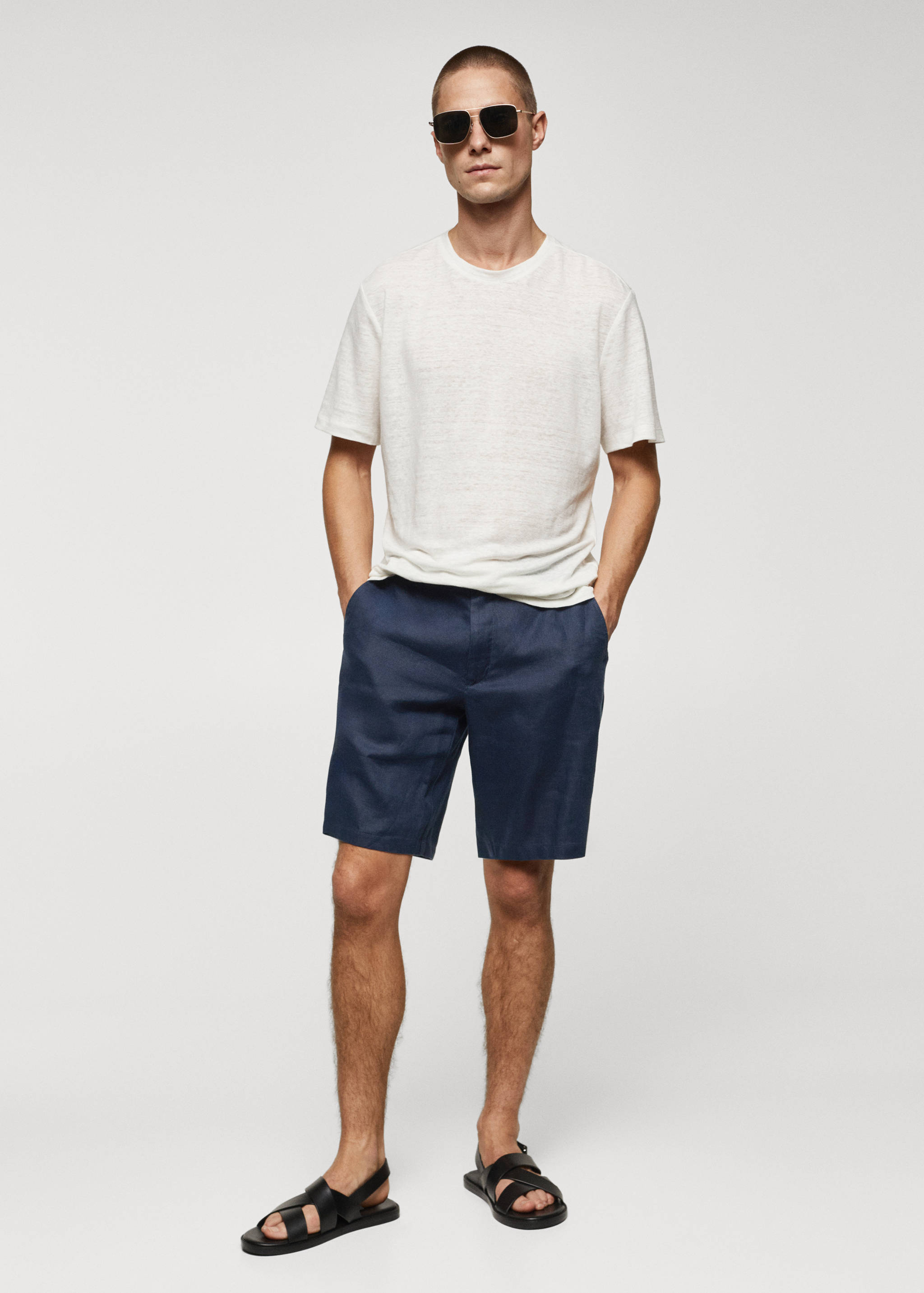 Bermudas 100% lino - Plano general