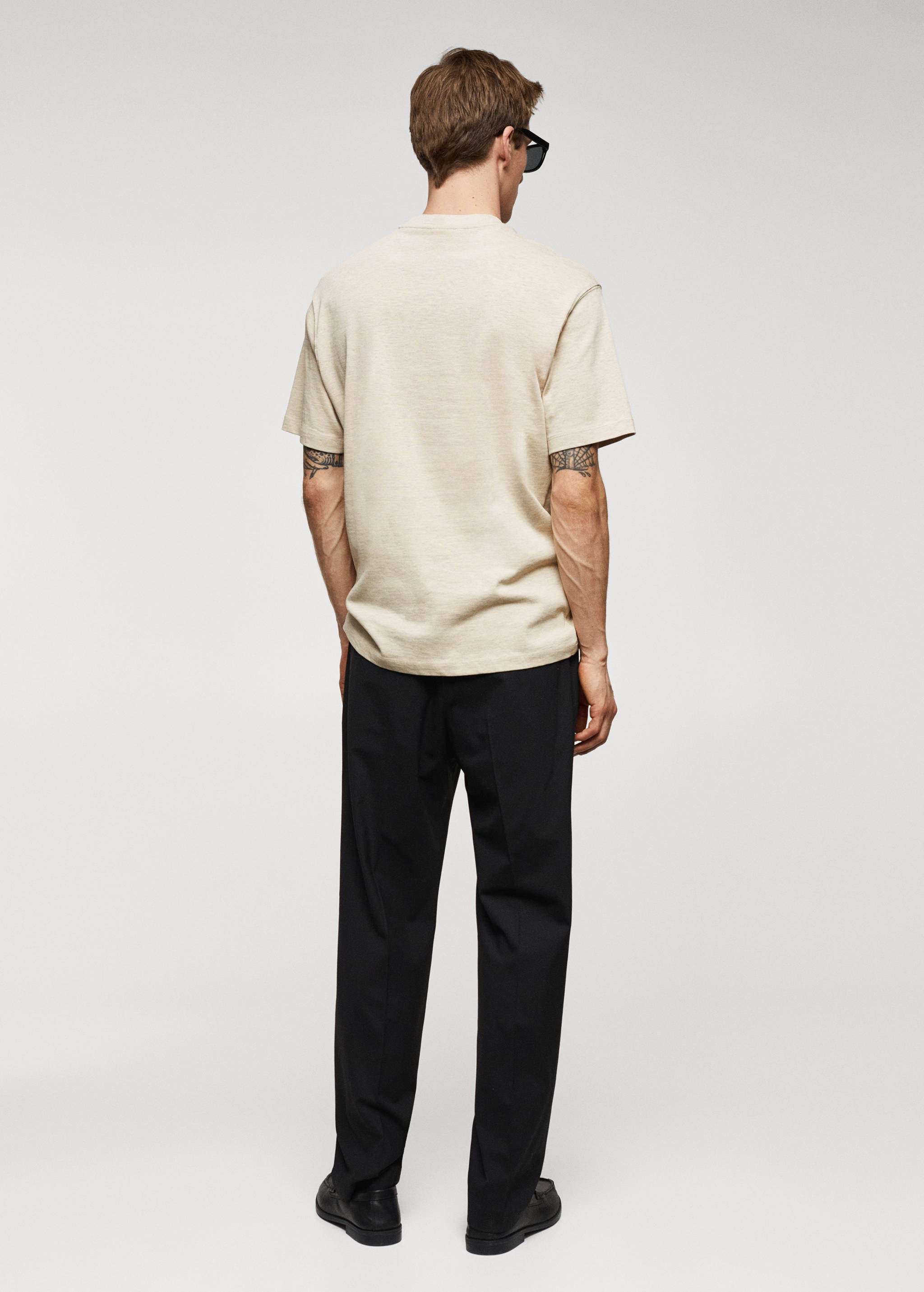 Basic 100% cotton relaxed-fit t-shirt - Reverse of the article
