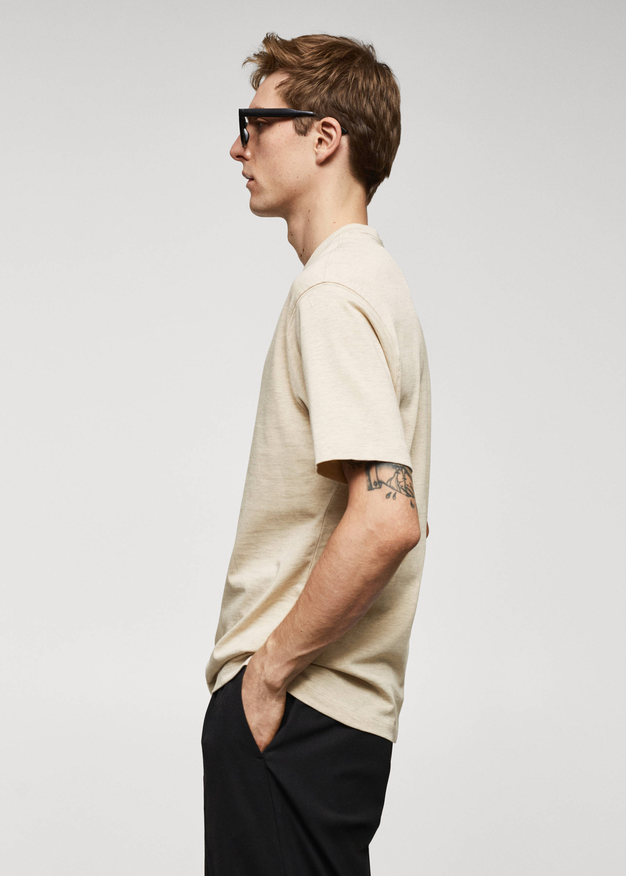 Basic 100% cotton relaxed-fit t-shirt - Details of the article 2