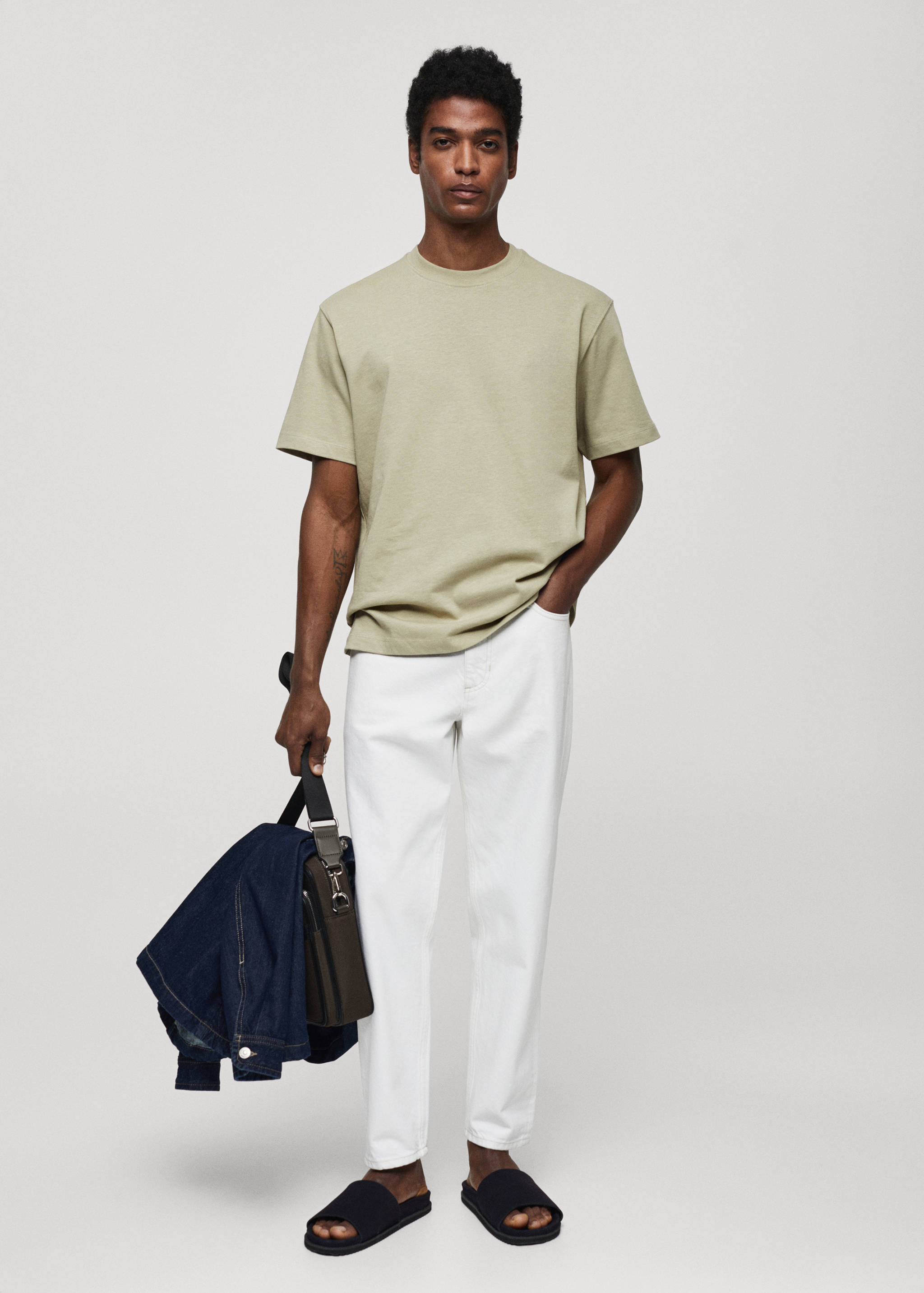 Basic 100% cotton relaxed-fit t-shirt - General plane