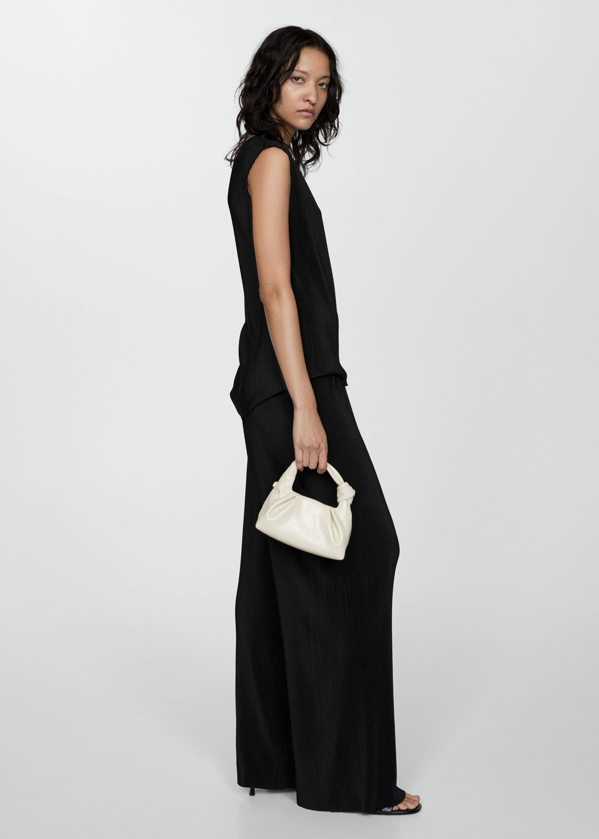 Pleated palazzo trousers - General plane