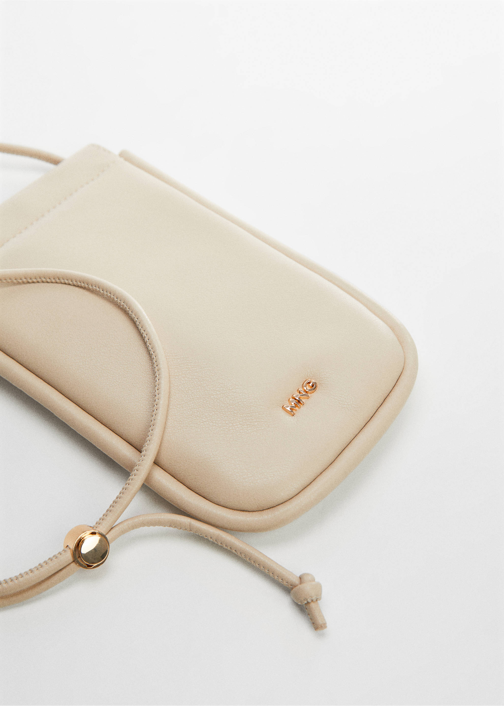 Quilted mobile case with logo - Details of the article 1