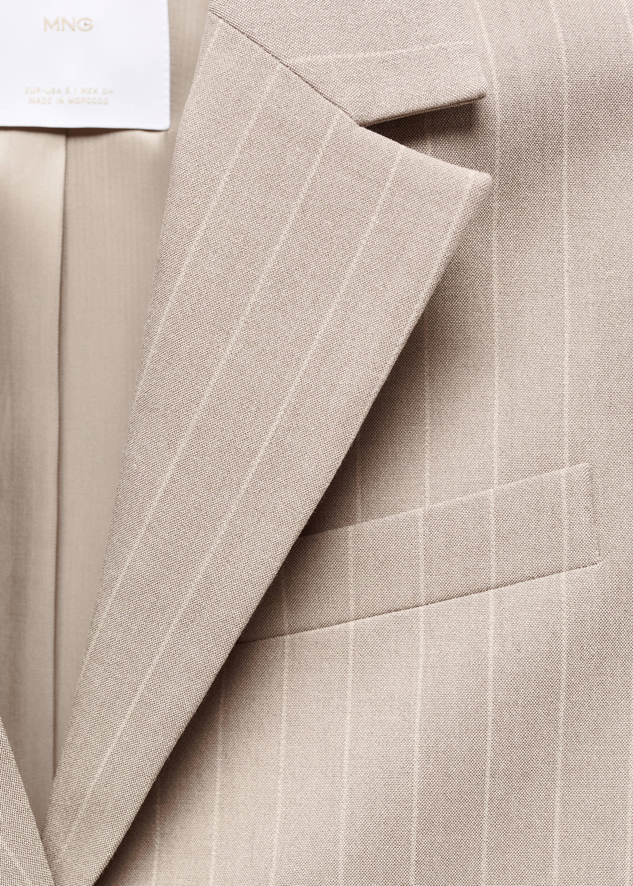 Cropped pinstripe blazer - Details of the article 8