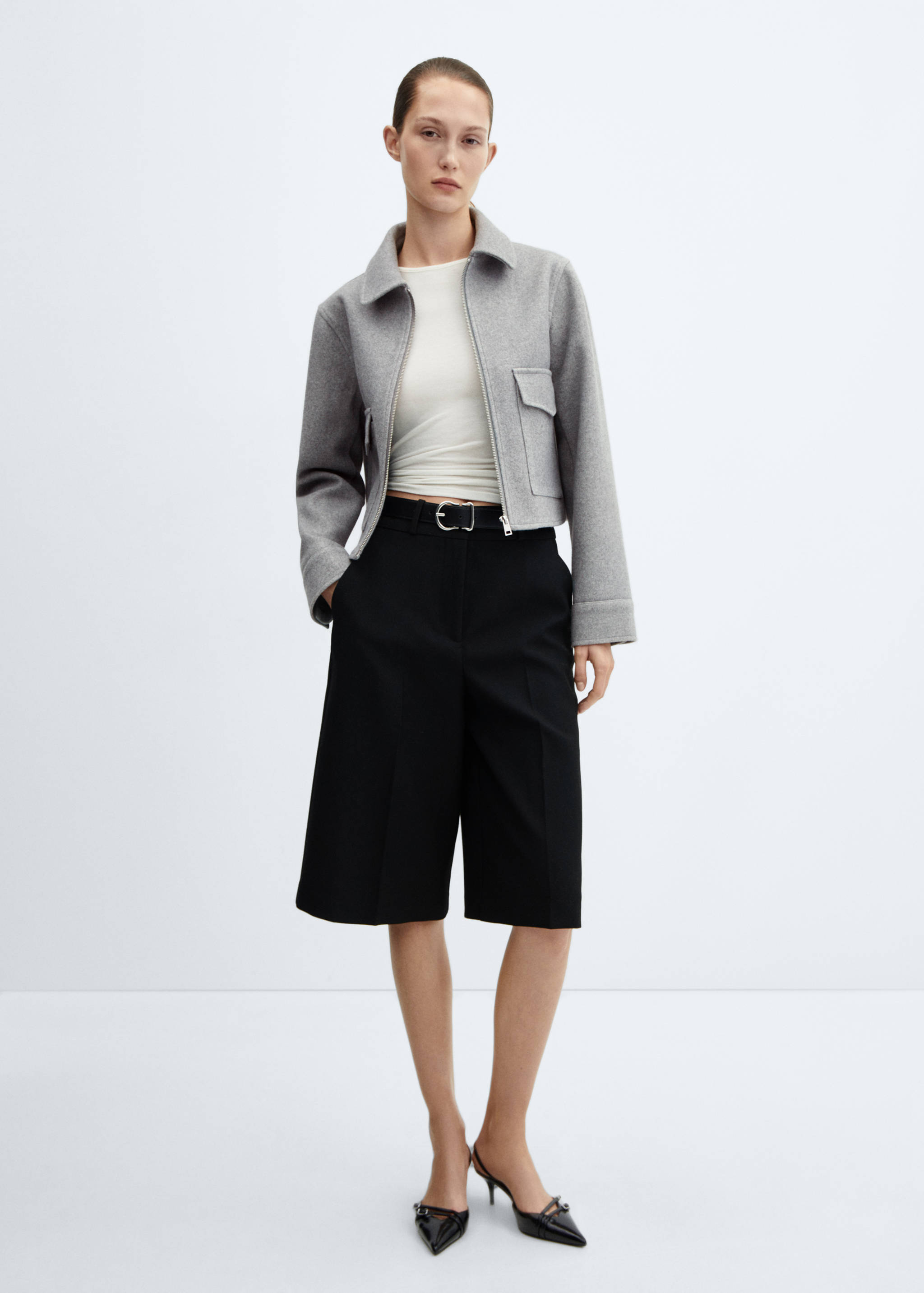 Jacket with zip pockets - General plane