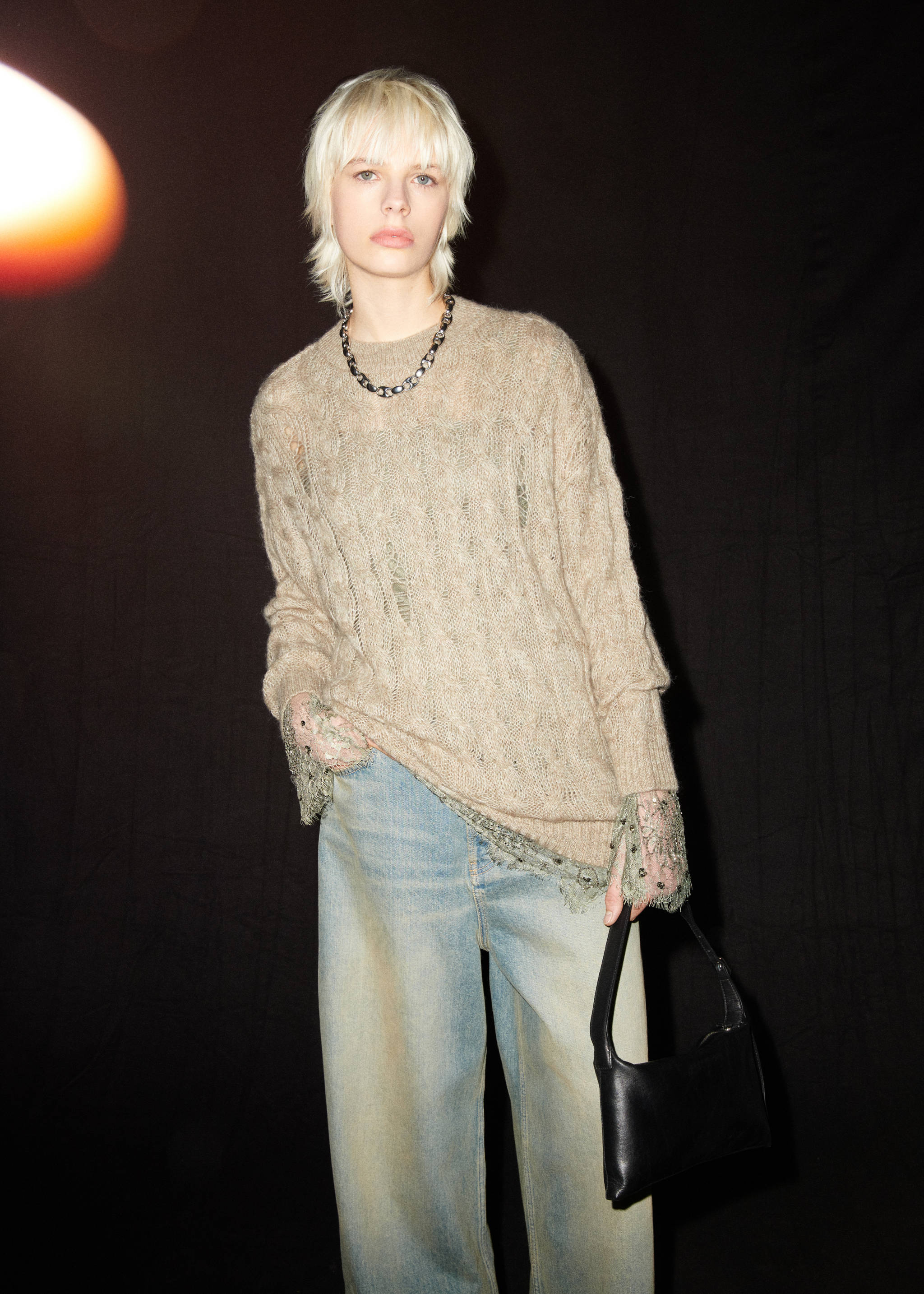 Pull long déchirures décoratives - Détail de l'article 6