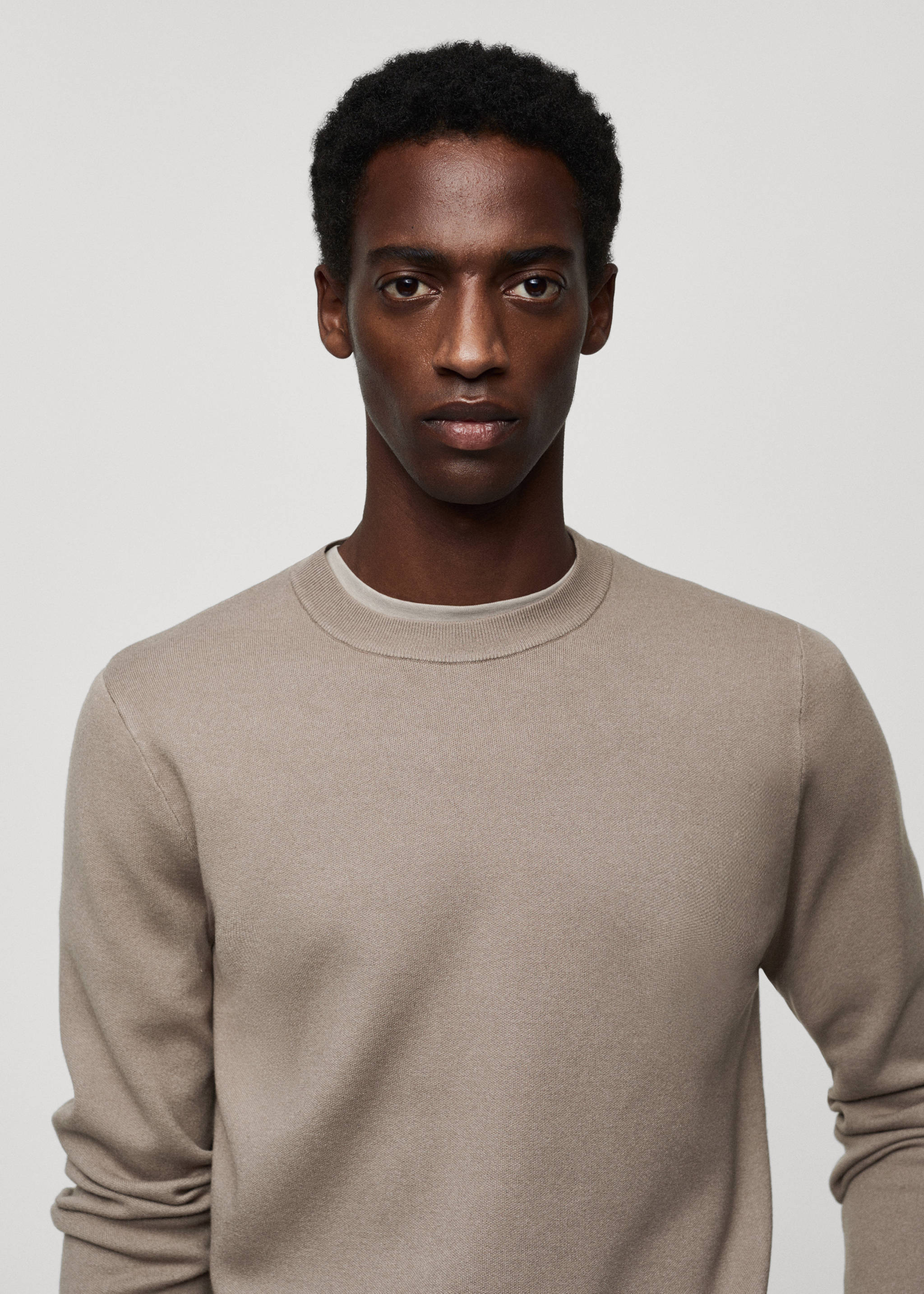Thermoregulating fine-knit sweater - Details of the article 1