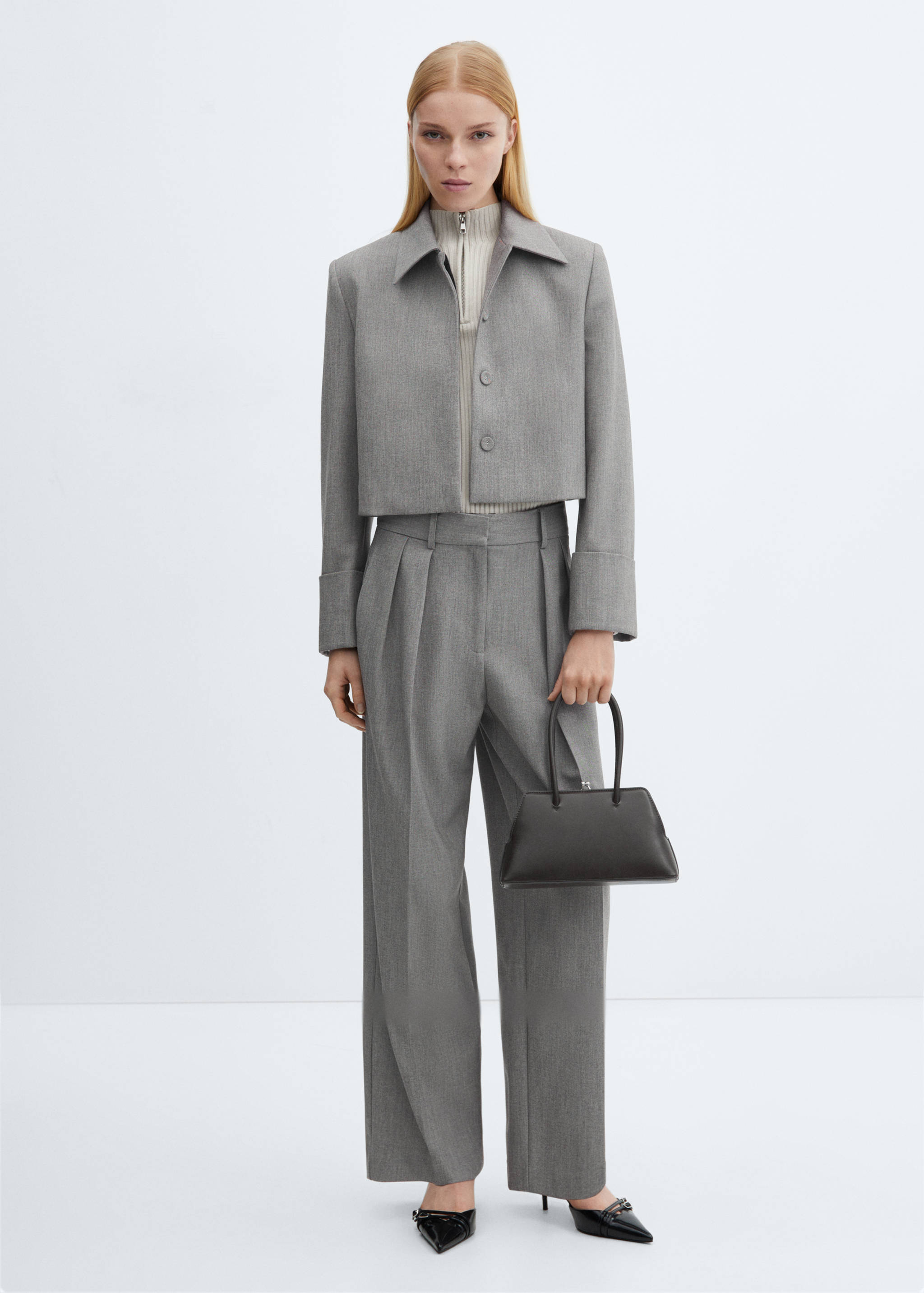 Chaqueta crop traje - Plano general