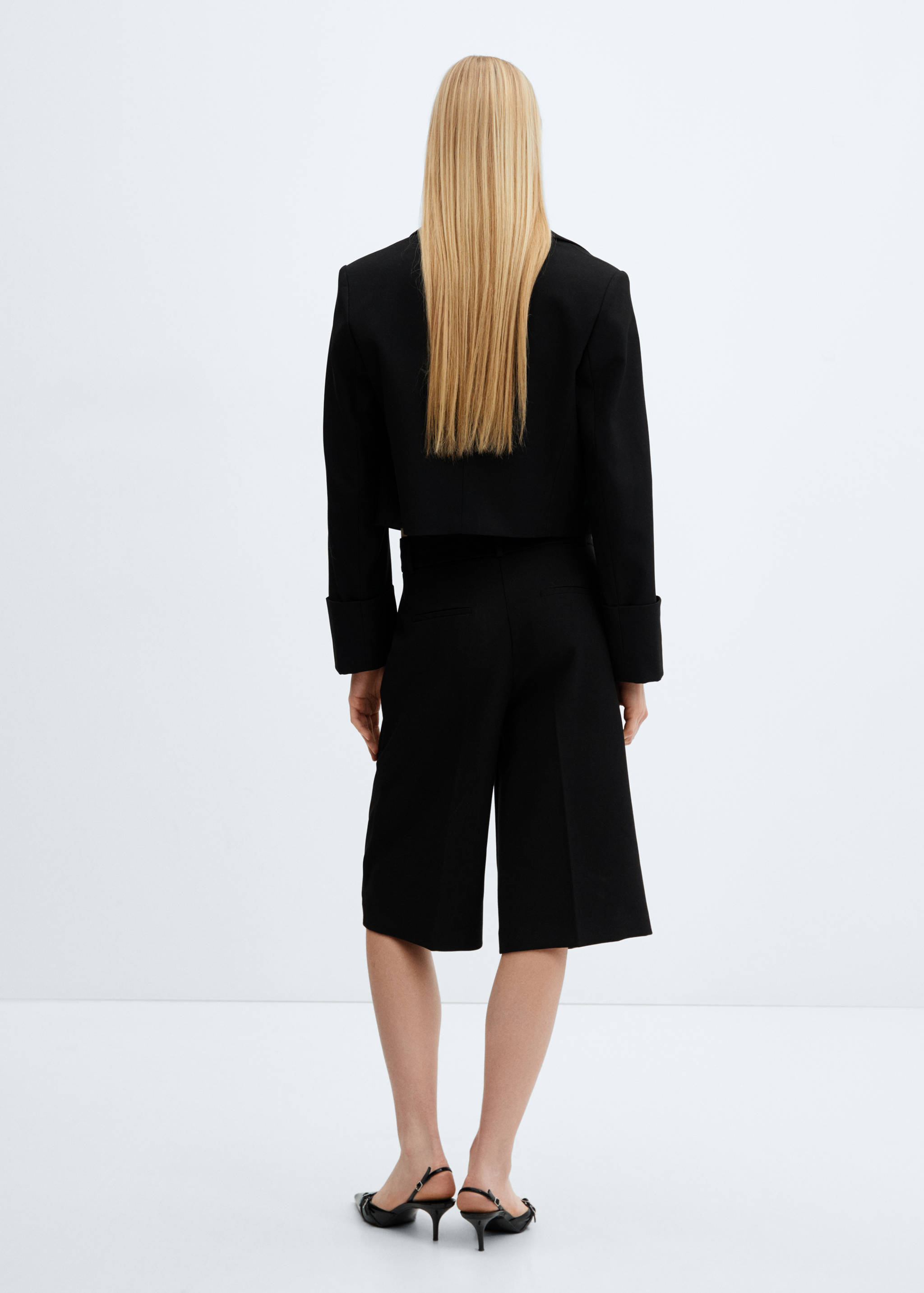 Chaqueta crop traje - Reverso del artículo