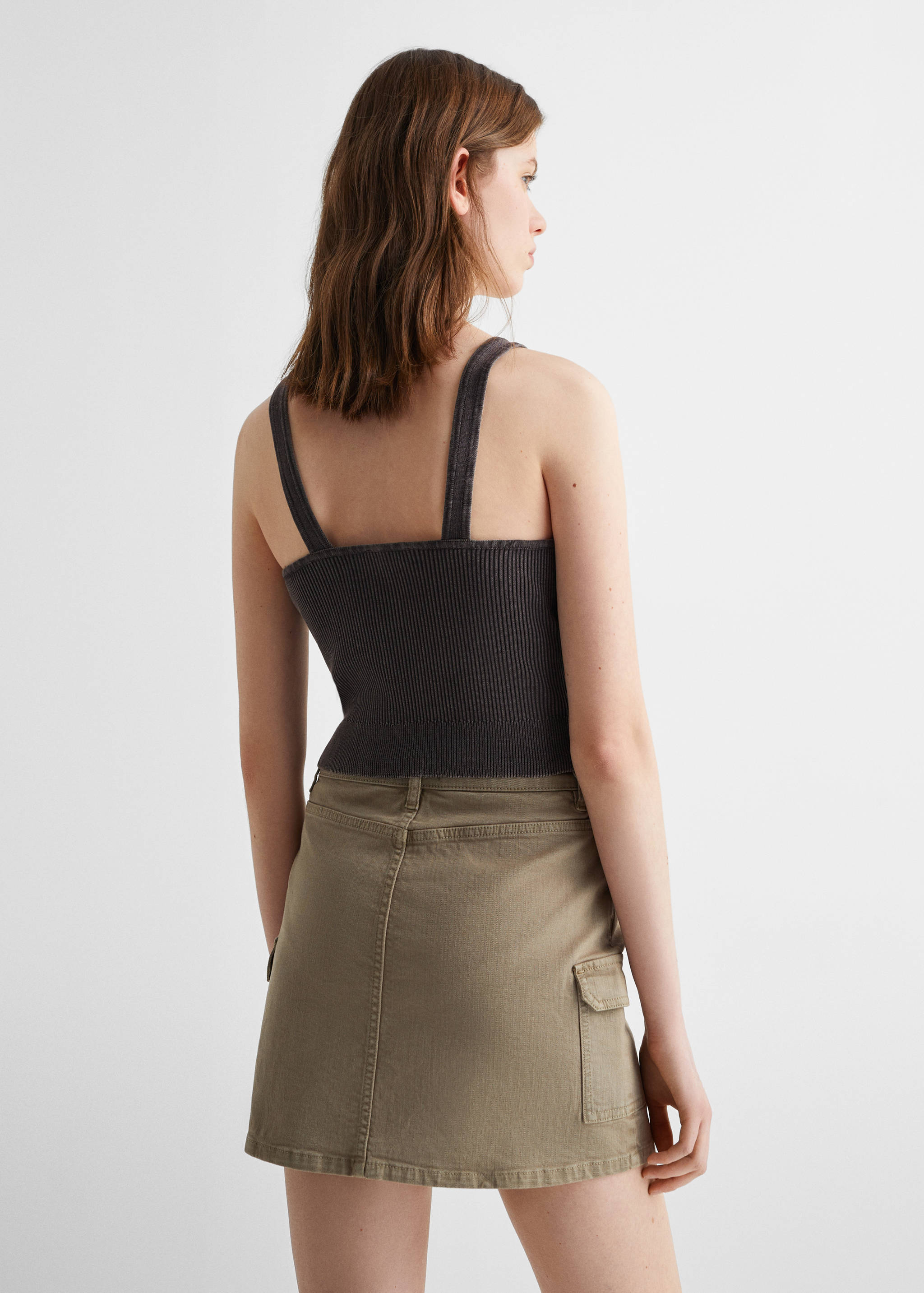 Strap top - Reverse of the article