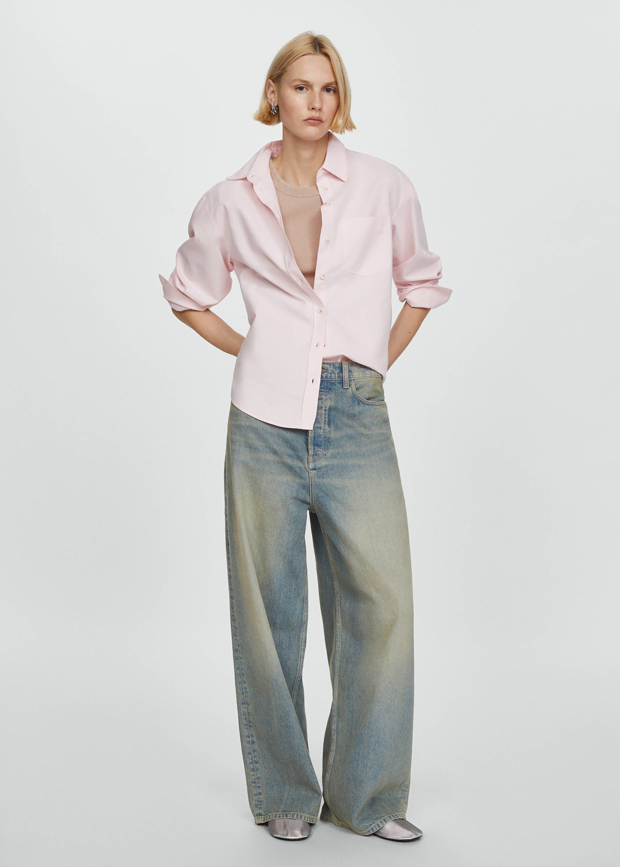 Low-rise loose-fit wide leg jeans - General plane