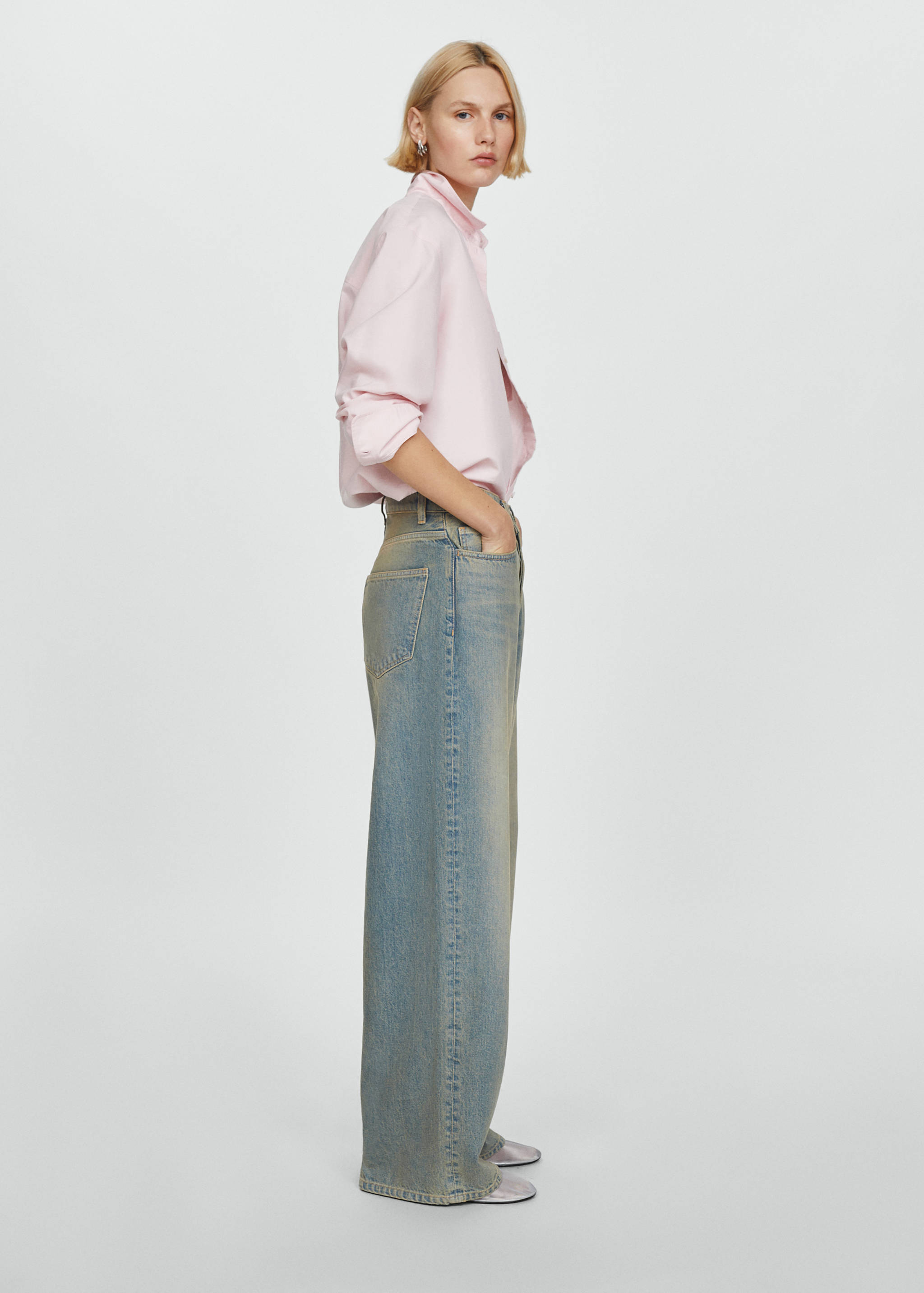 Low-rise loose-fit wide leg jeans - Details of the article 2