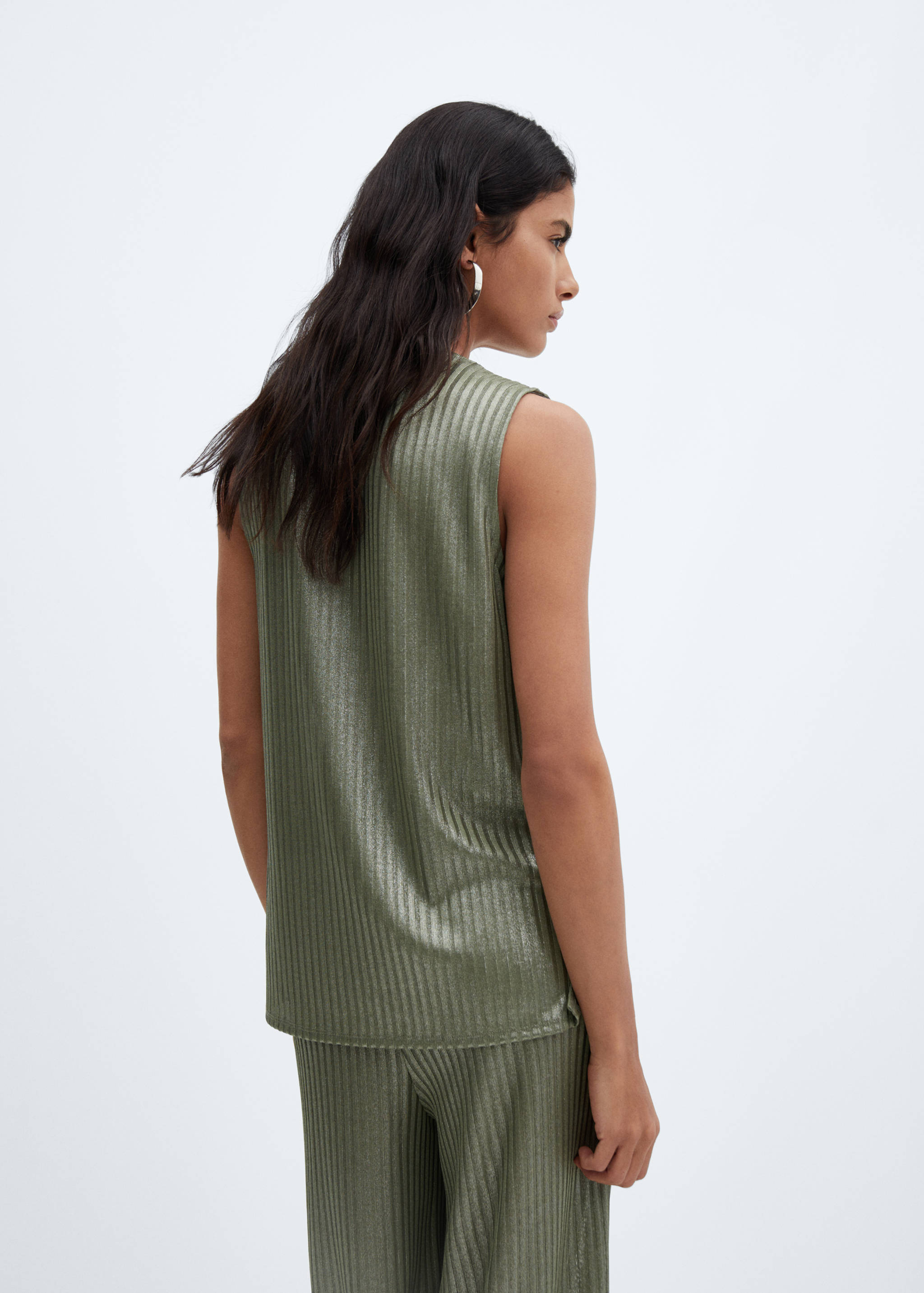 Draped neckline top - Reverse of the article