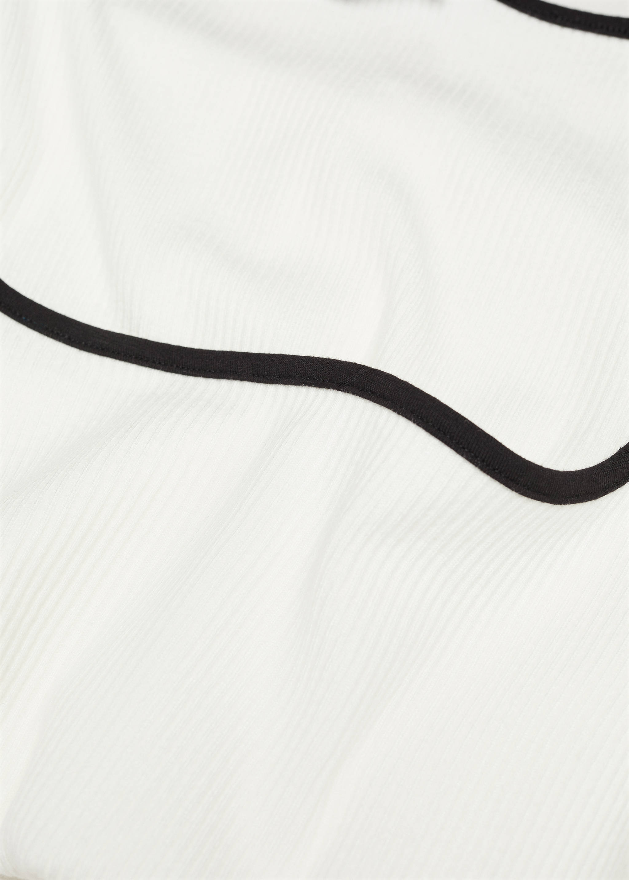 T-shirt côtelé col carré - Détail de l'article 8