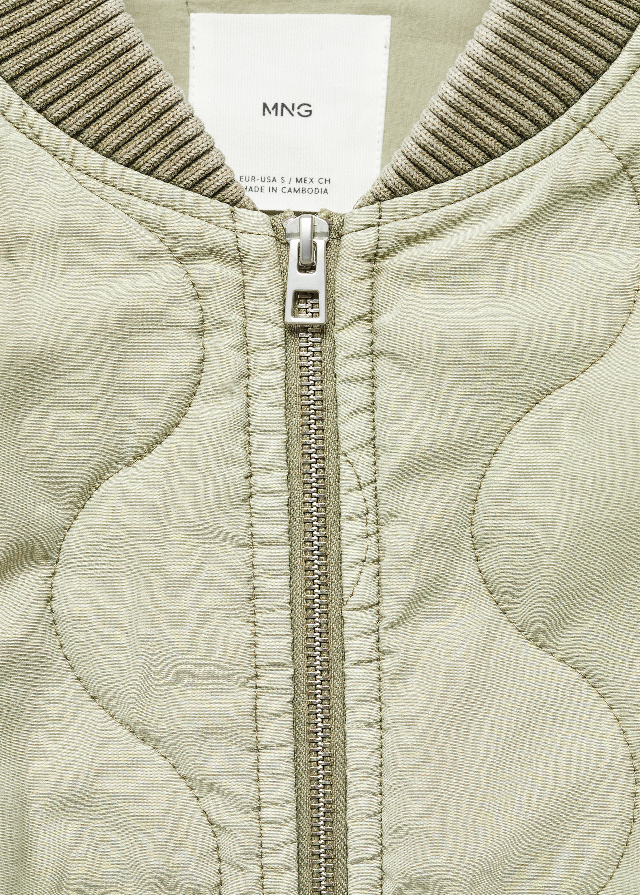 Quilted bomber jacket - Details of the article 8
