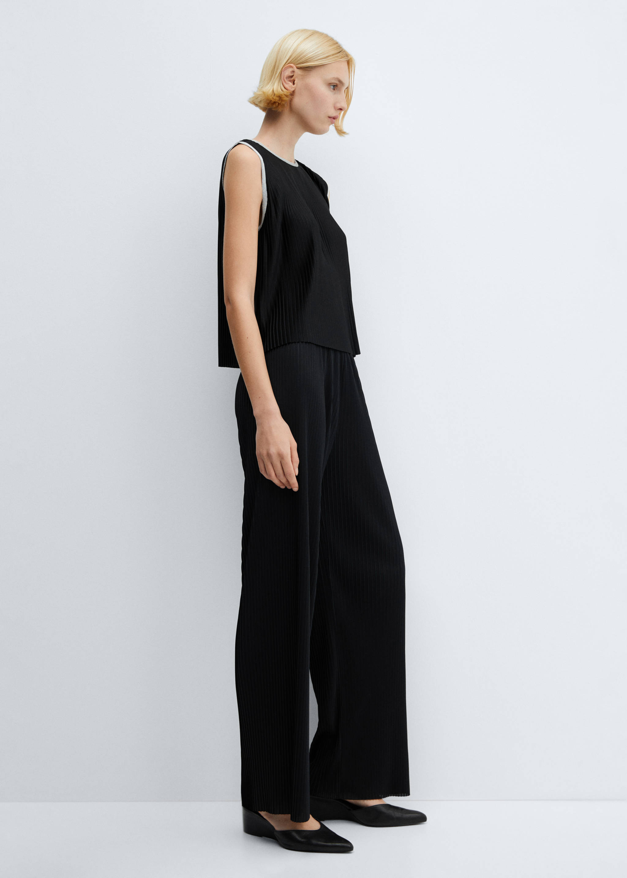 Pleated wide leg trousers - Details of the article 2