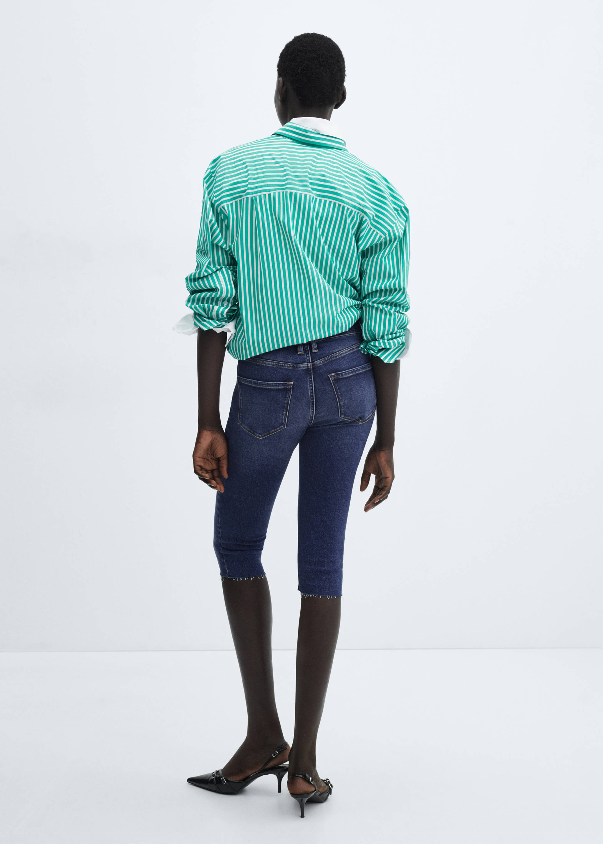 Capri slim-fit jeans - Reverse of the article