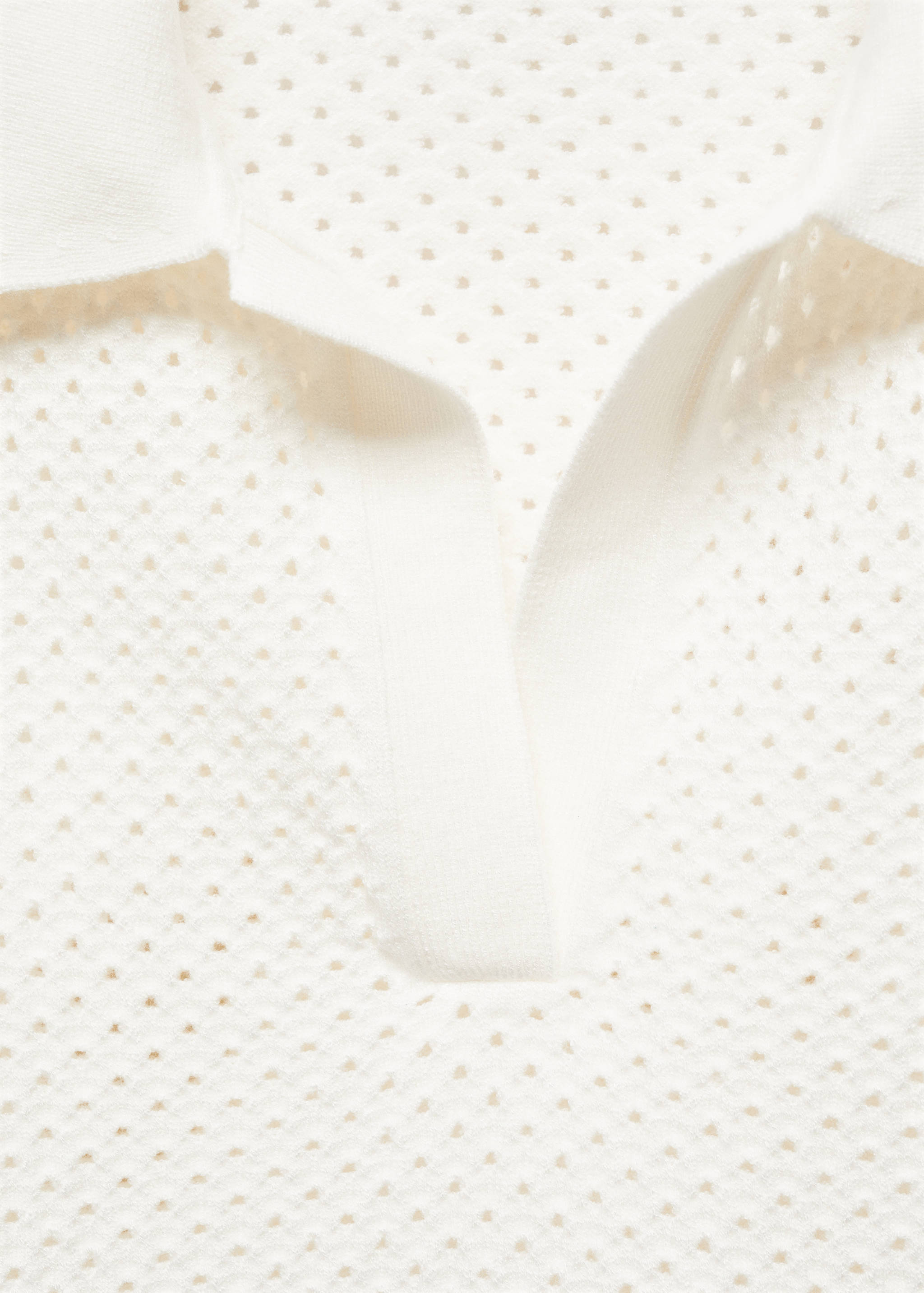 بلوزة بولو مخرمة برقبة - تفاصيل المنتج 8