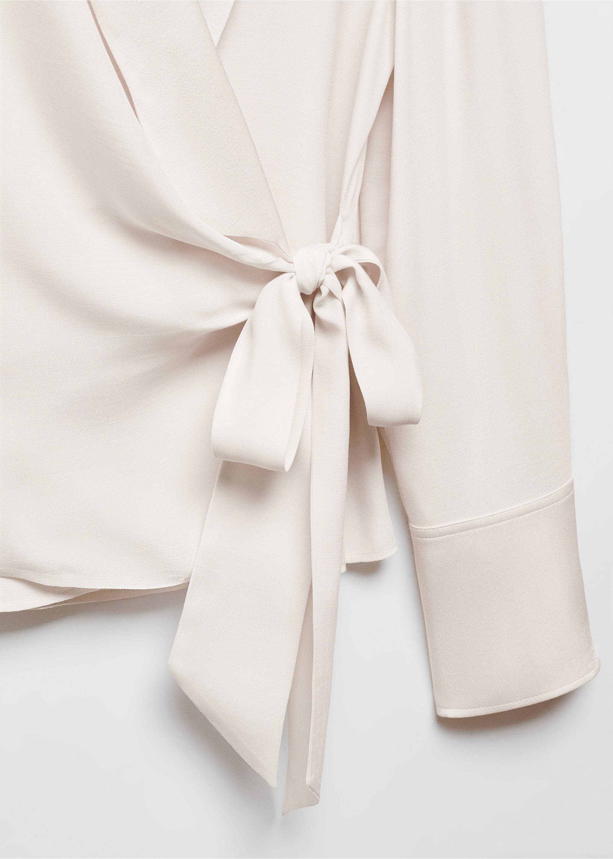 Blusa cruzada lazo - Detalle del artículo 8, Crudo. Ref: 67055759-00.