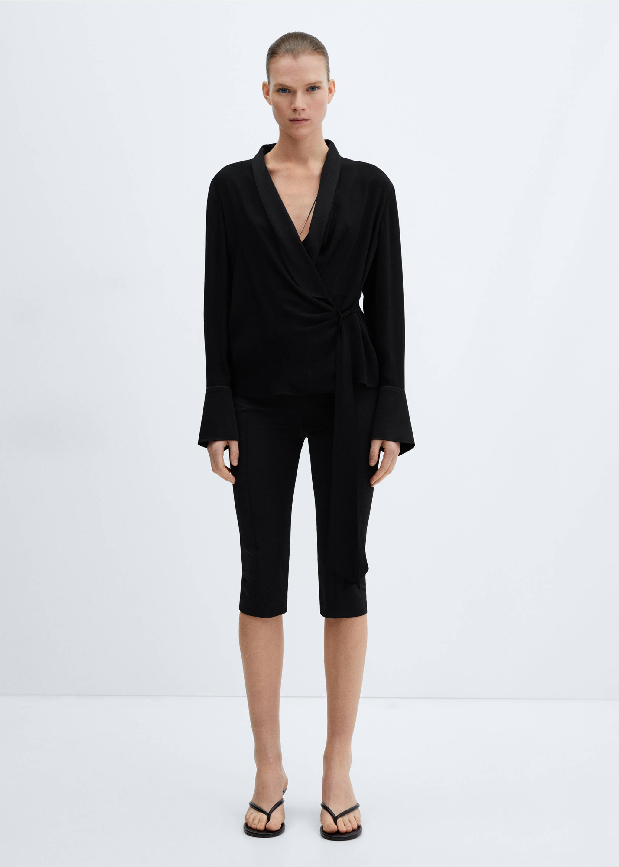 Blusa cruzada lazo - Plano general, Negro. Ref: 67055759-00.