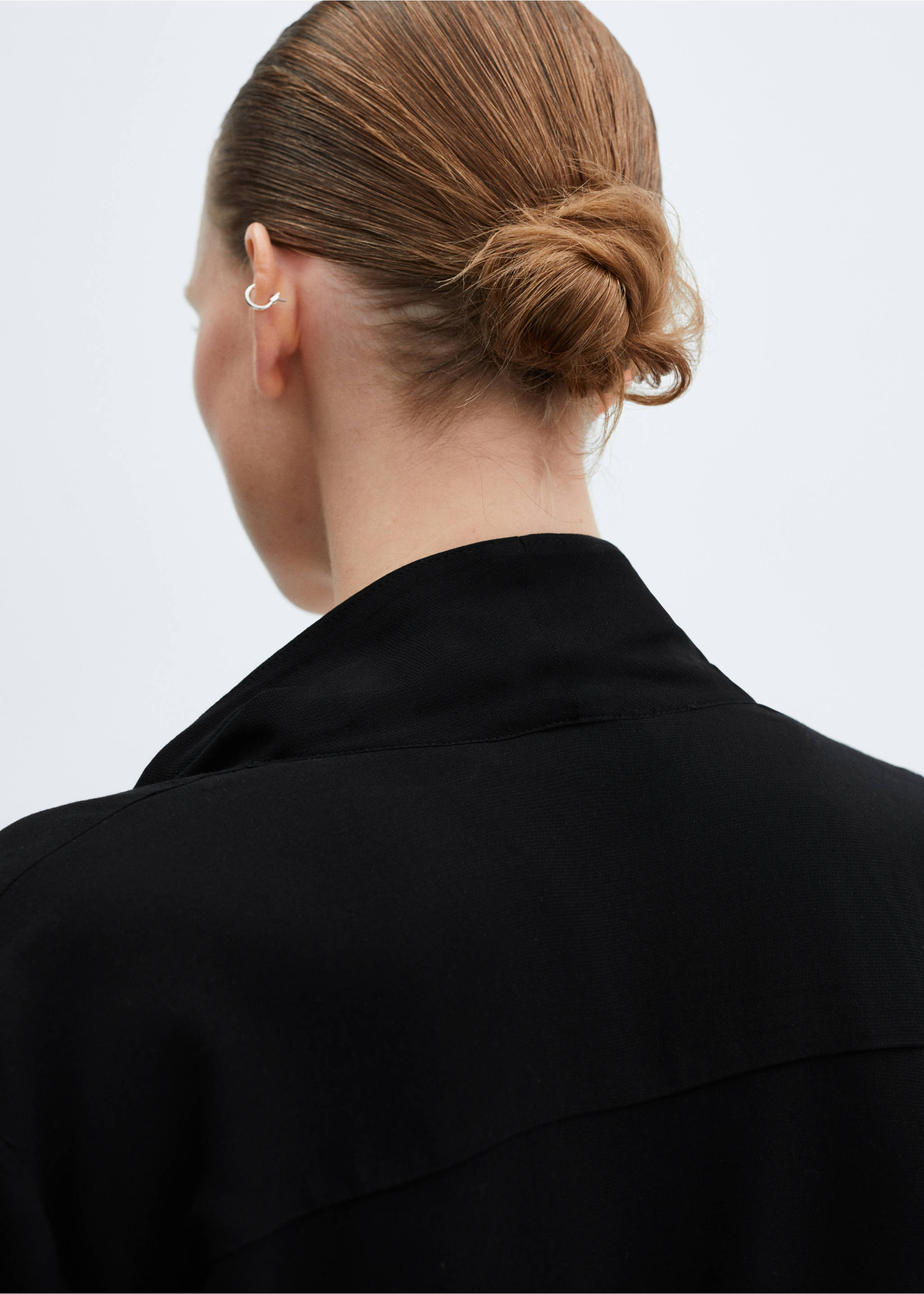 Blusa cruzada lazo - Detalle del artículo 3, Negro. Ref: 67055759-00.