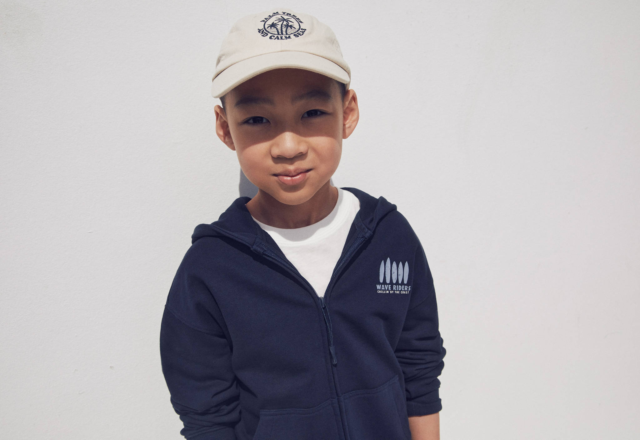 Embroidered detail cap - Panoramic plane