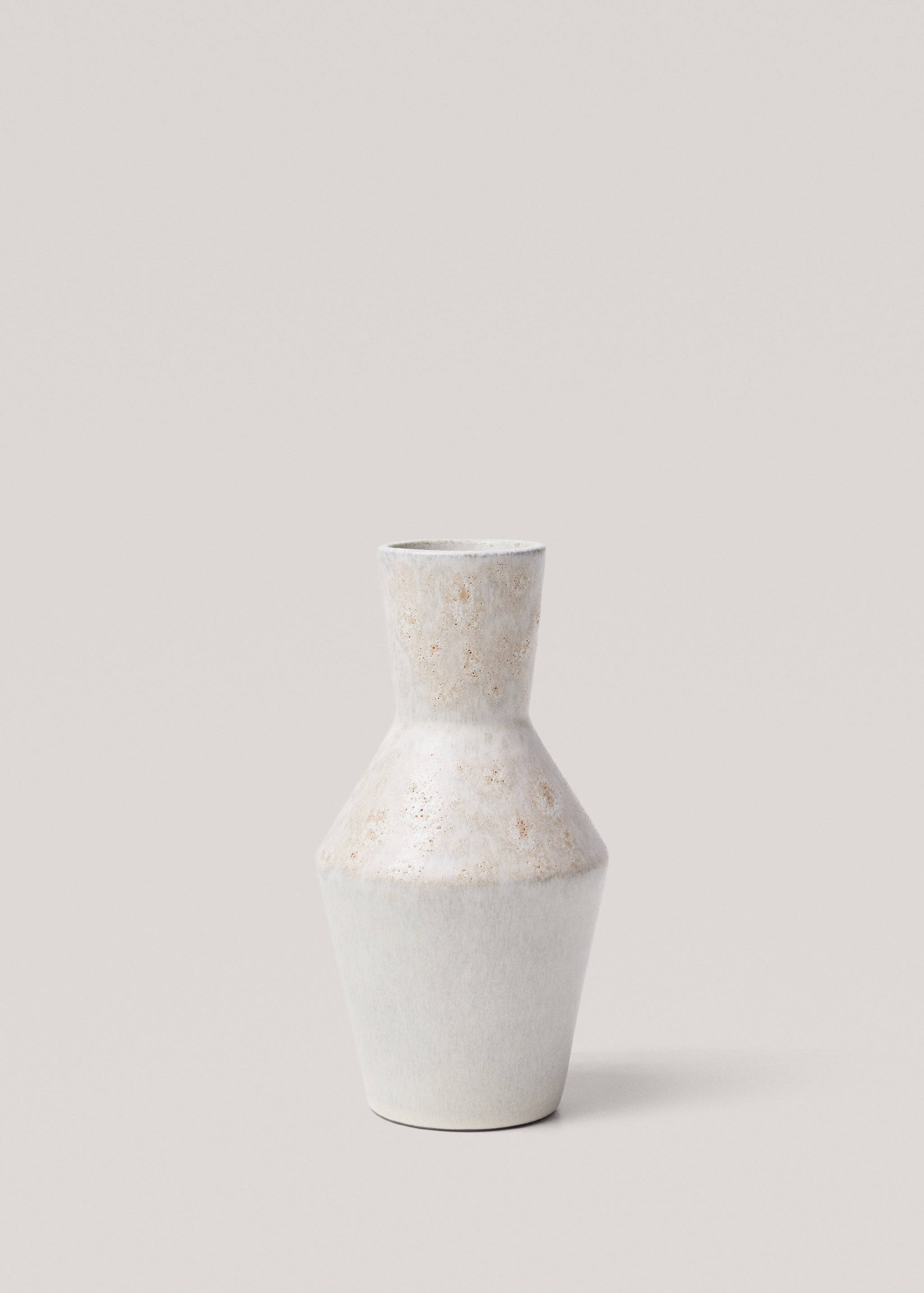 Irregular terracotta vase - Article without model