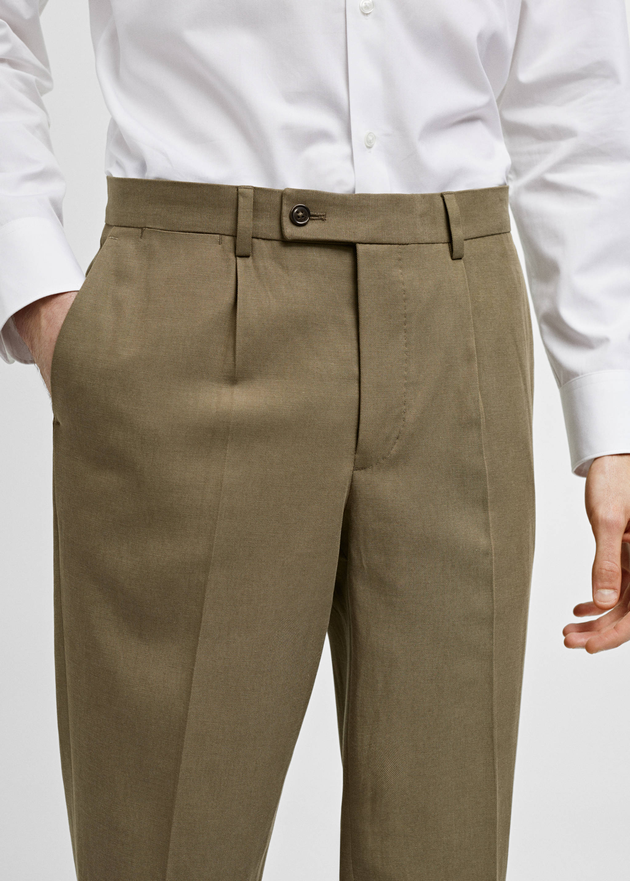 Slimfit Tencel™ suit trousers with pleats - Details of the article 1