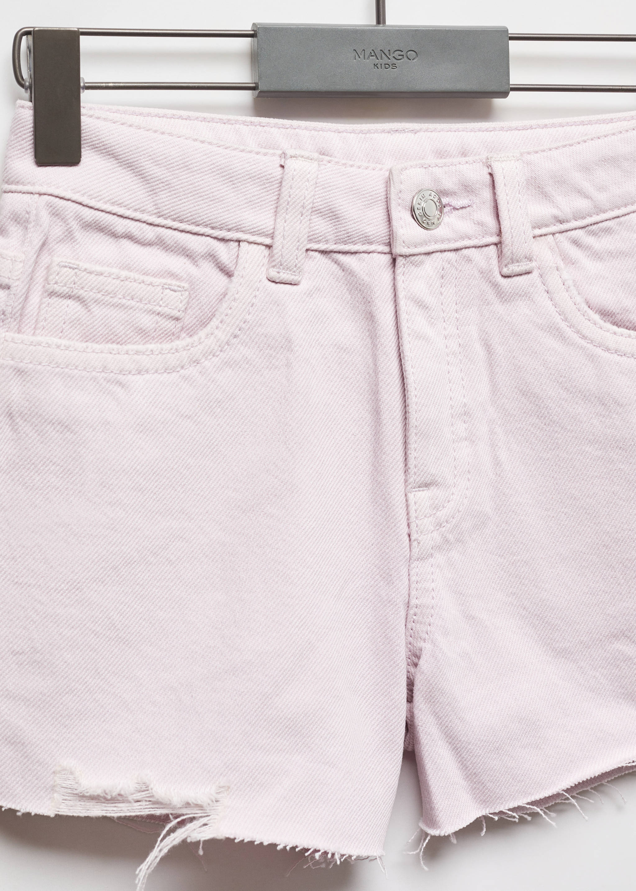 Decorative ripped denim shorts - Details of the article 8
