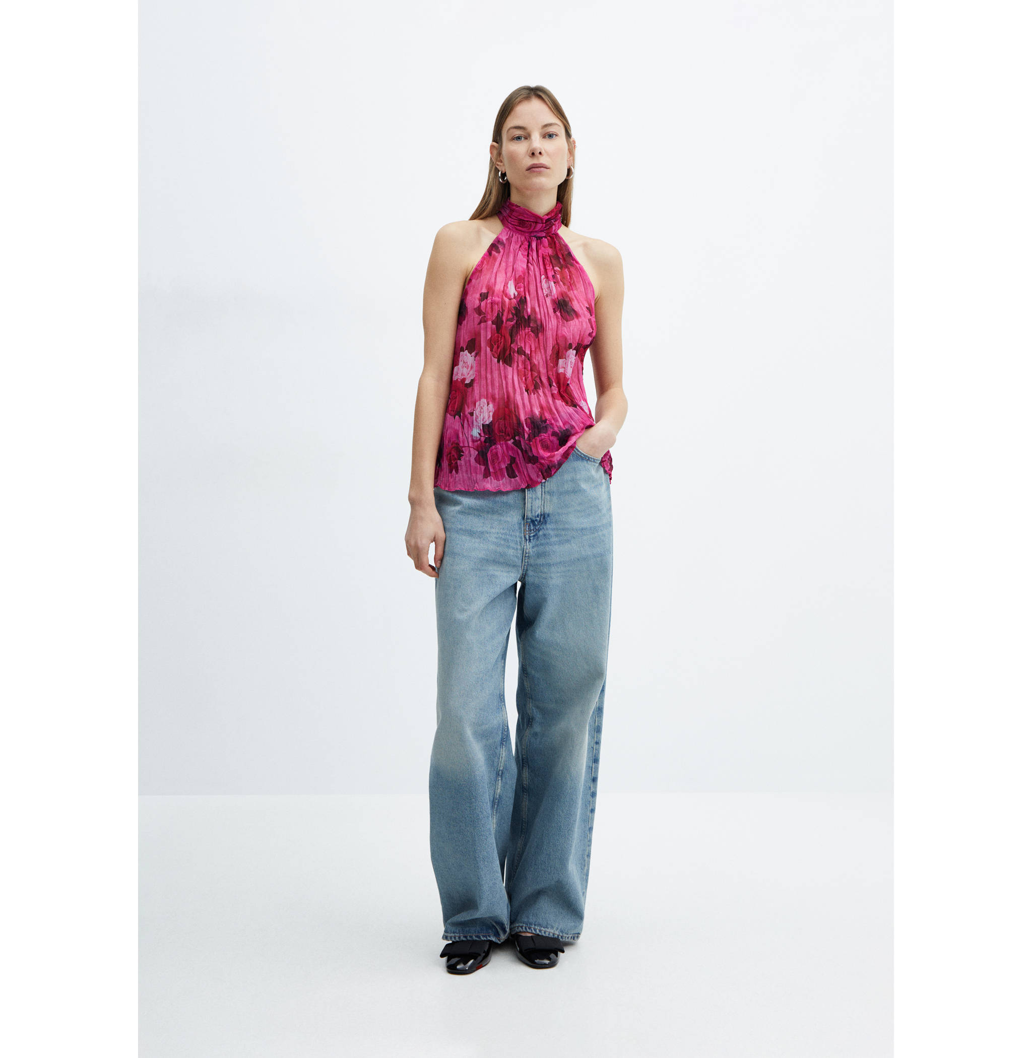 Printed halter neck blouse - General plane