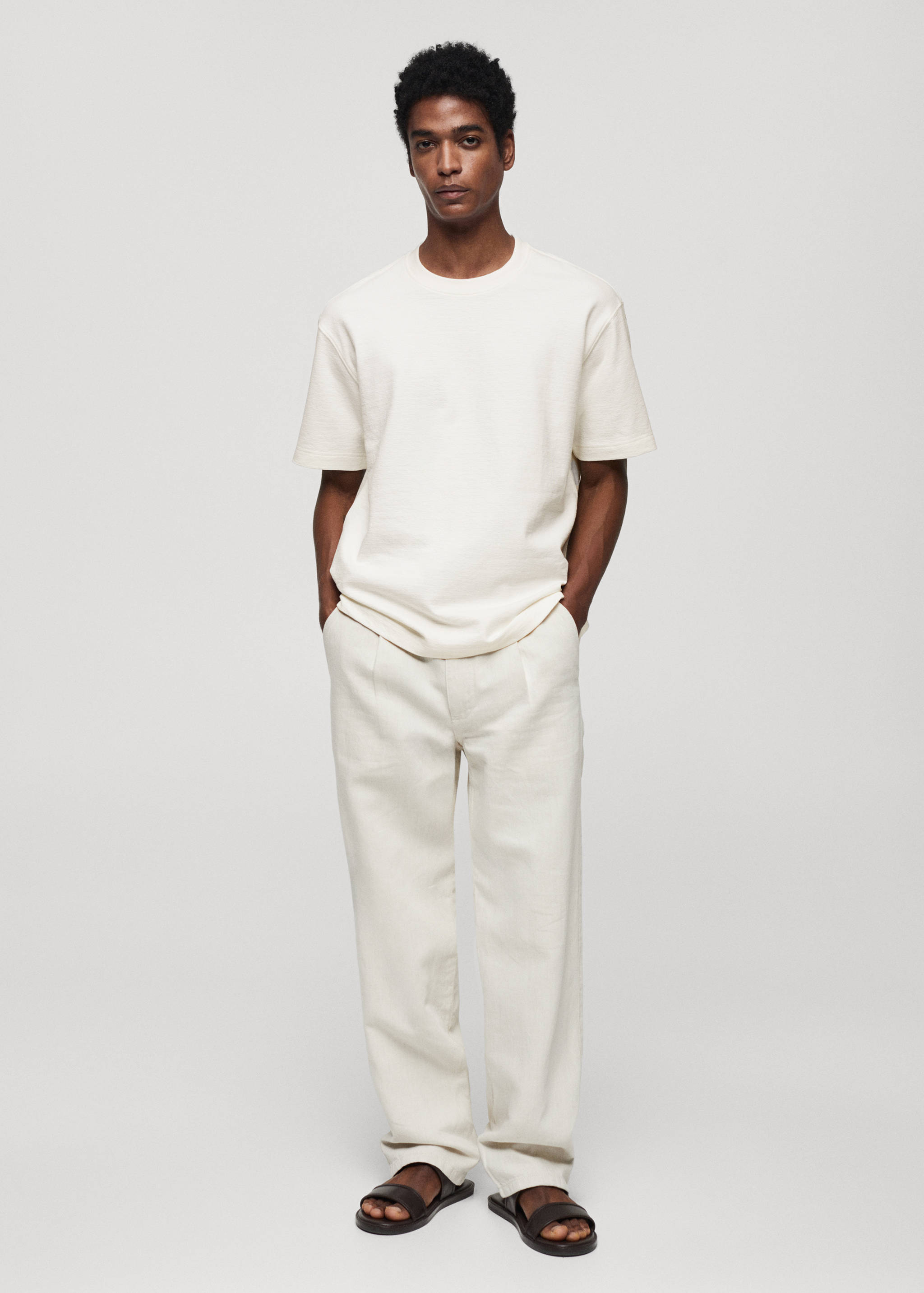 T-shirt de 100% algodão relaxed fit - Plano geral